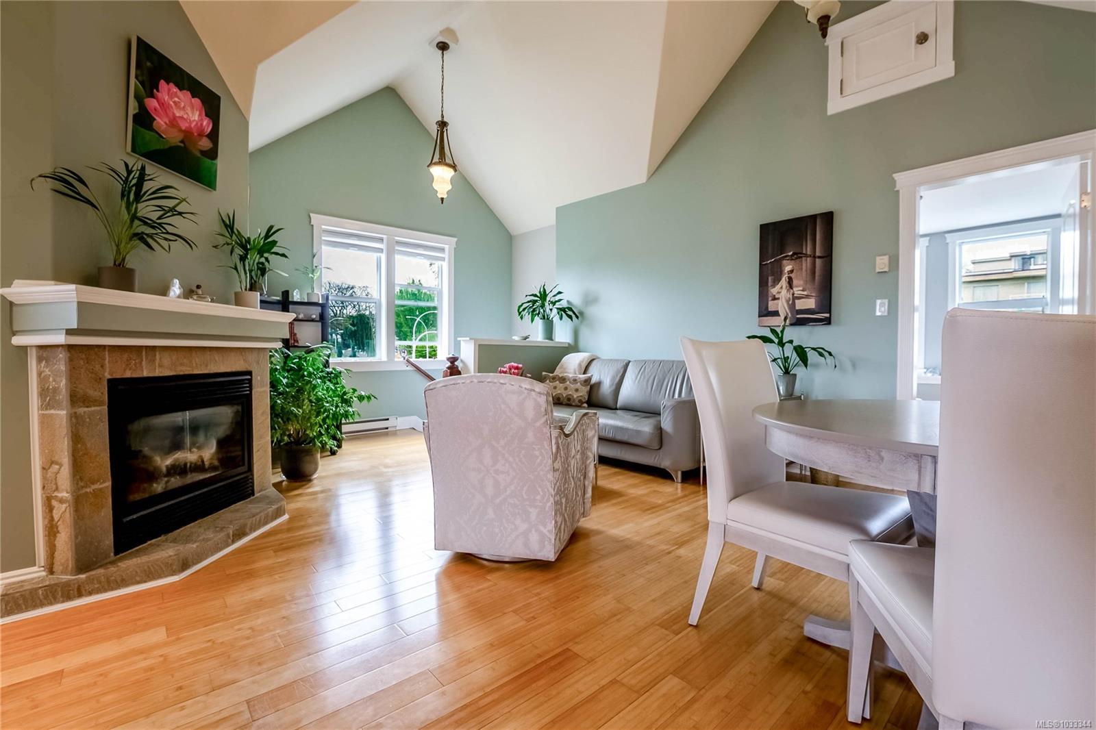 1376 Pandora Ave # 3