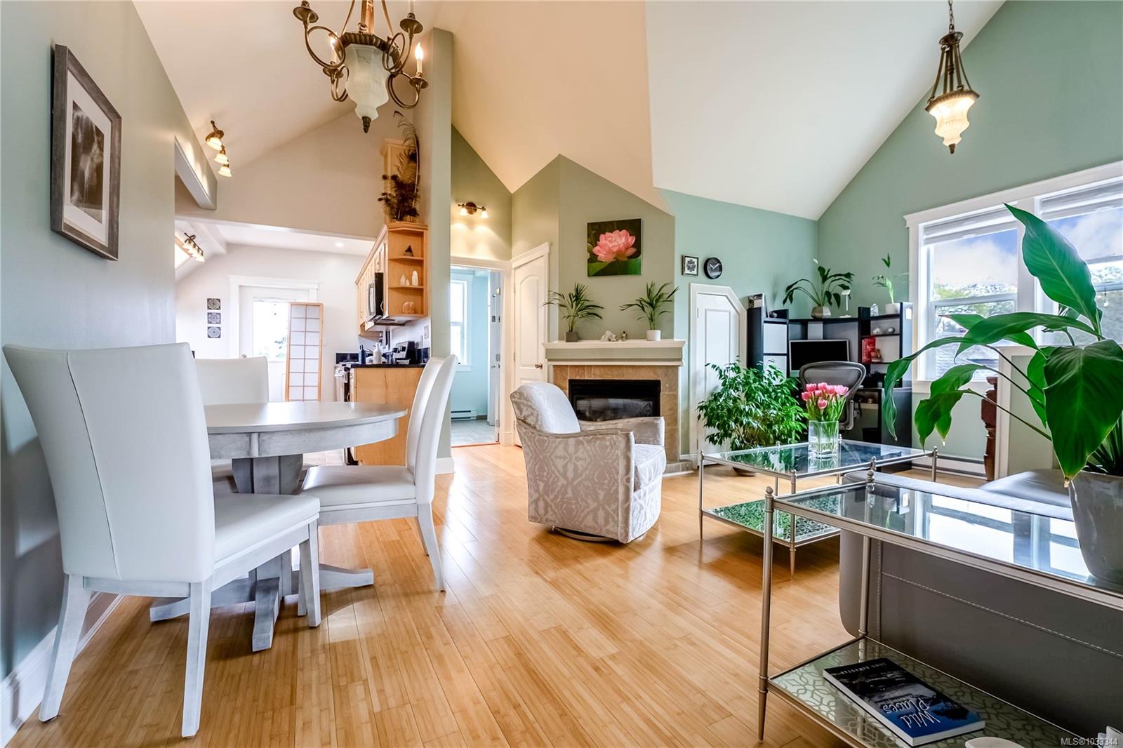 1376 Pandora Ave # 3