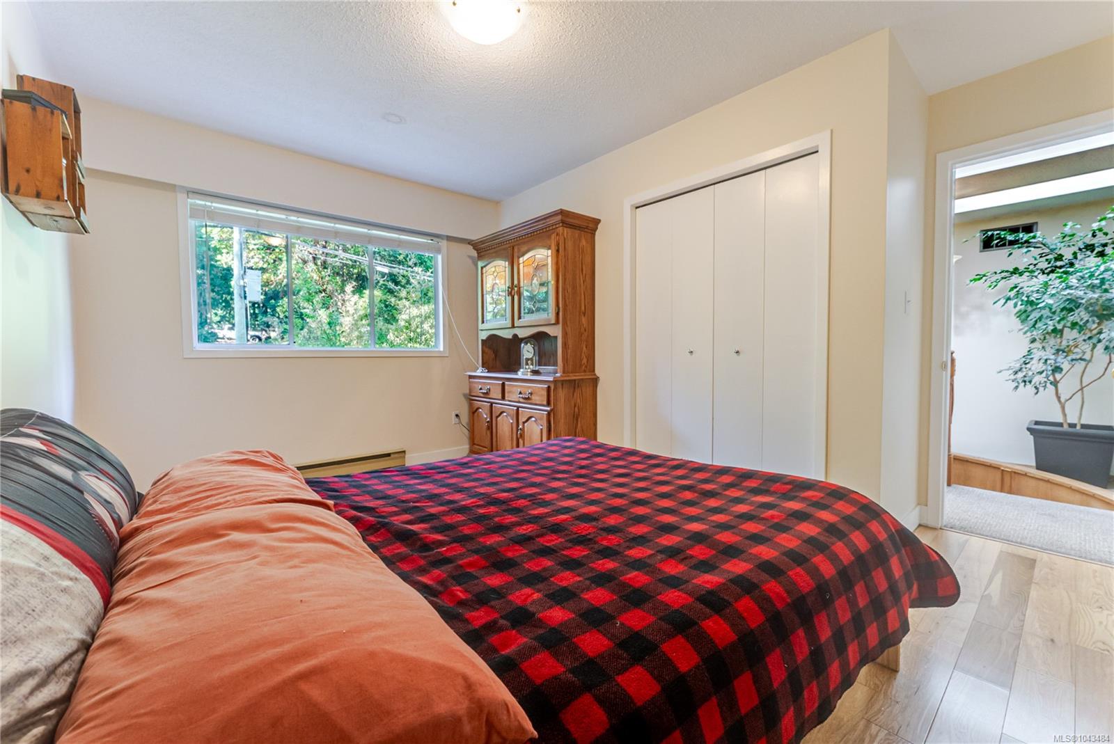 1970 Lands End Rd