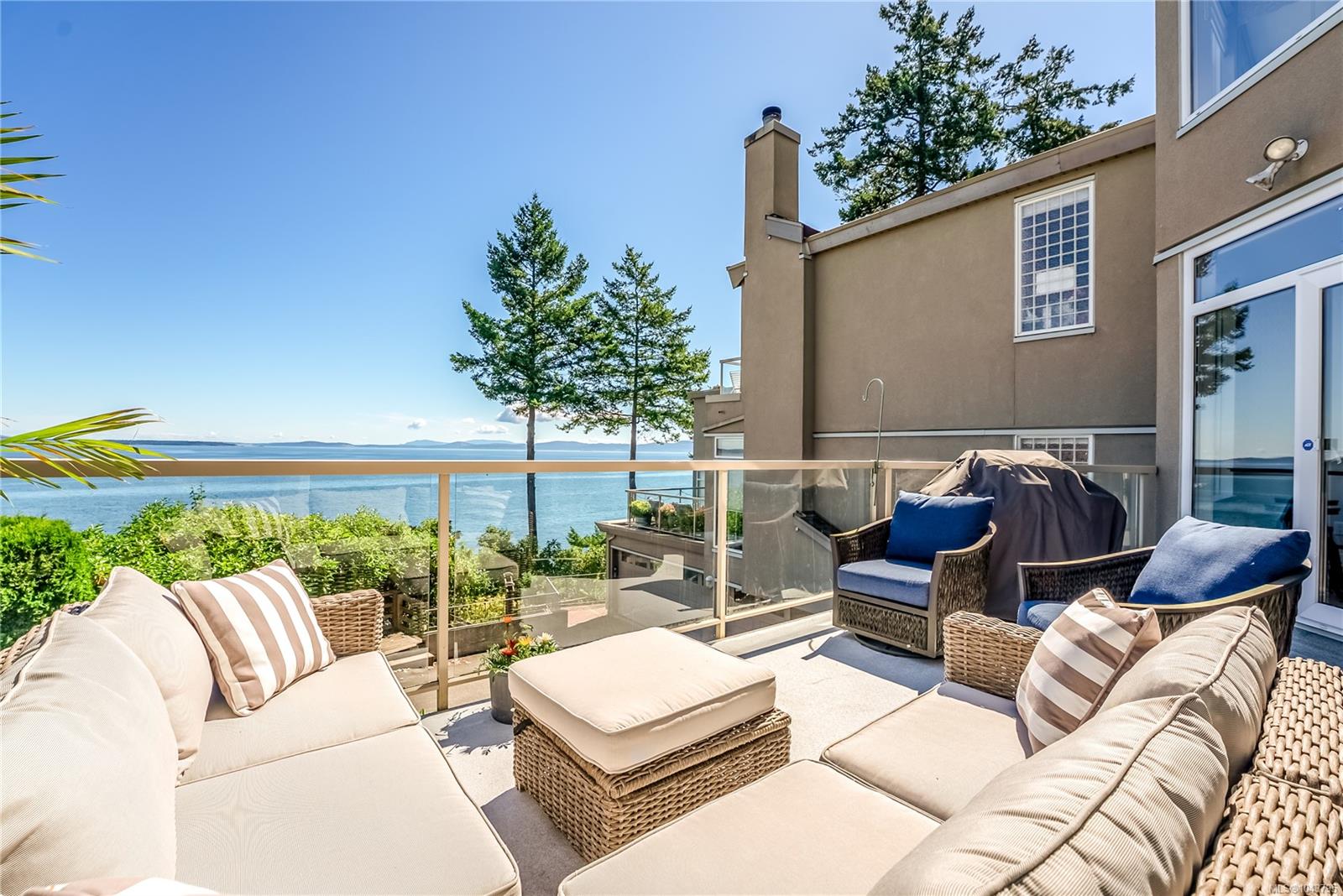 4771 Cordova Bay Rd #20