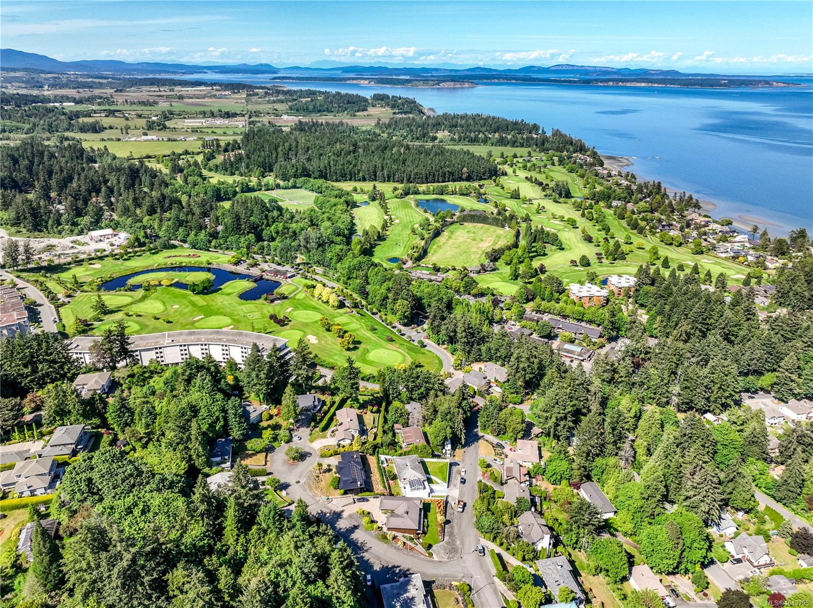 4771 Cordova Bay Rd #20