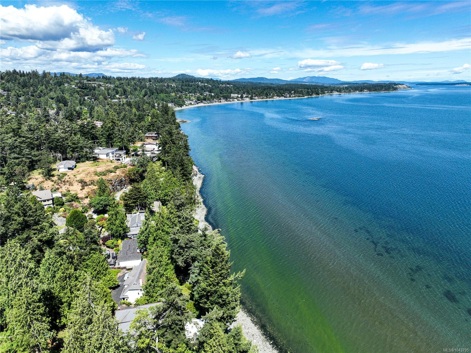 4771 Cordova Bay Rd #20