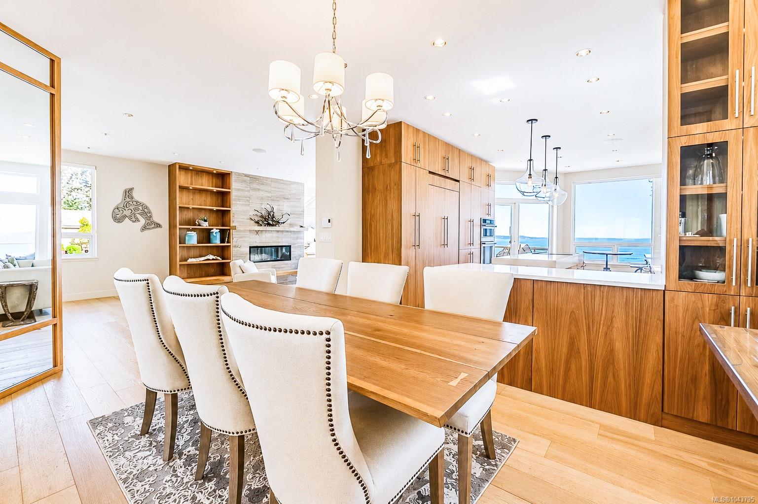 4771 Cordova Bay Rd #20
