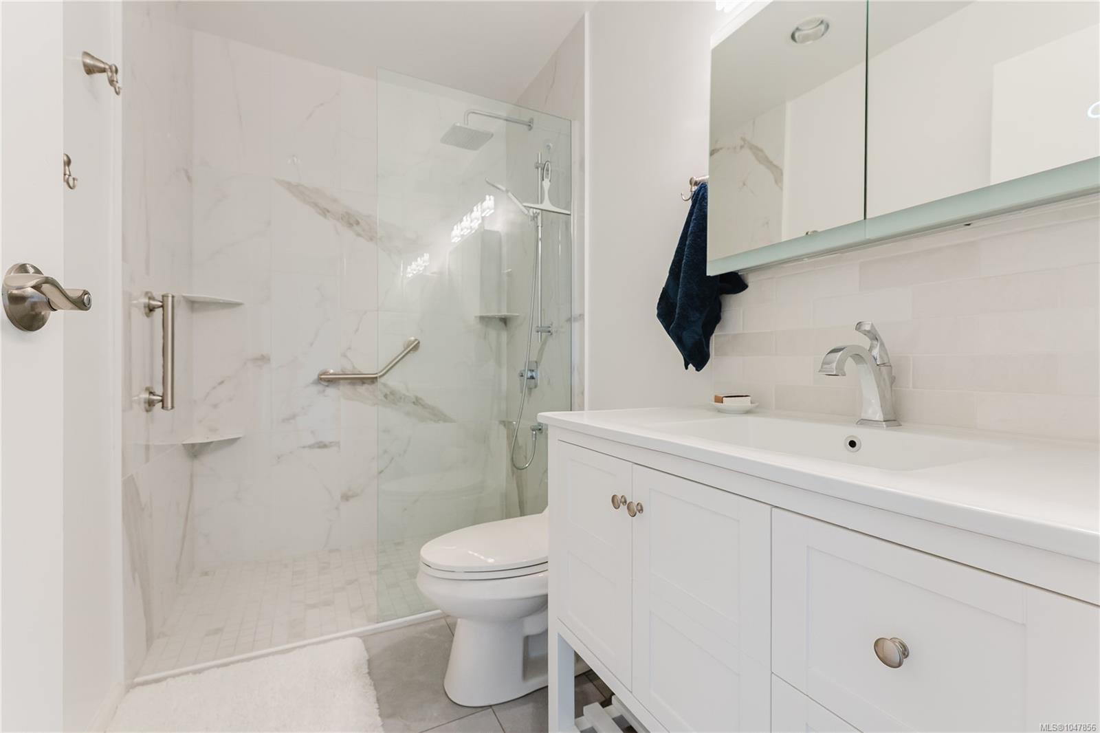 103 Gorge Rd E #508