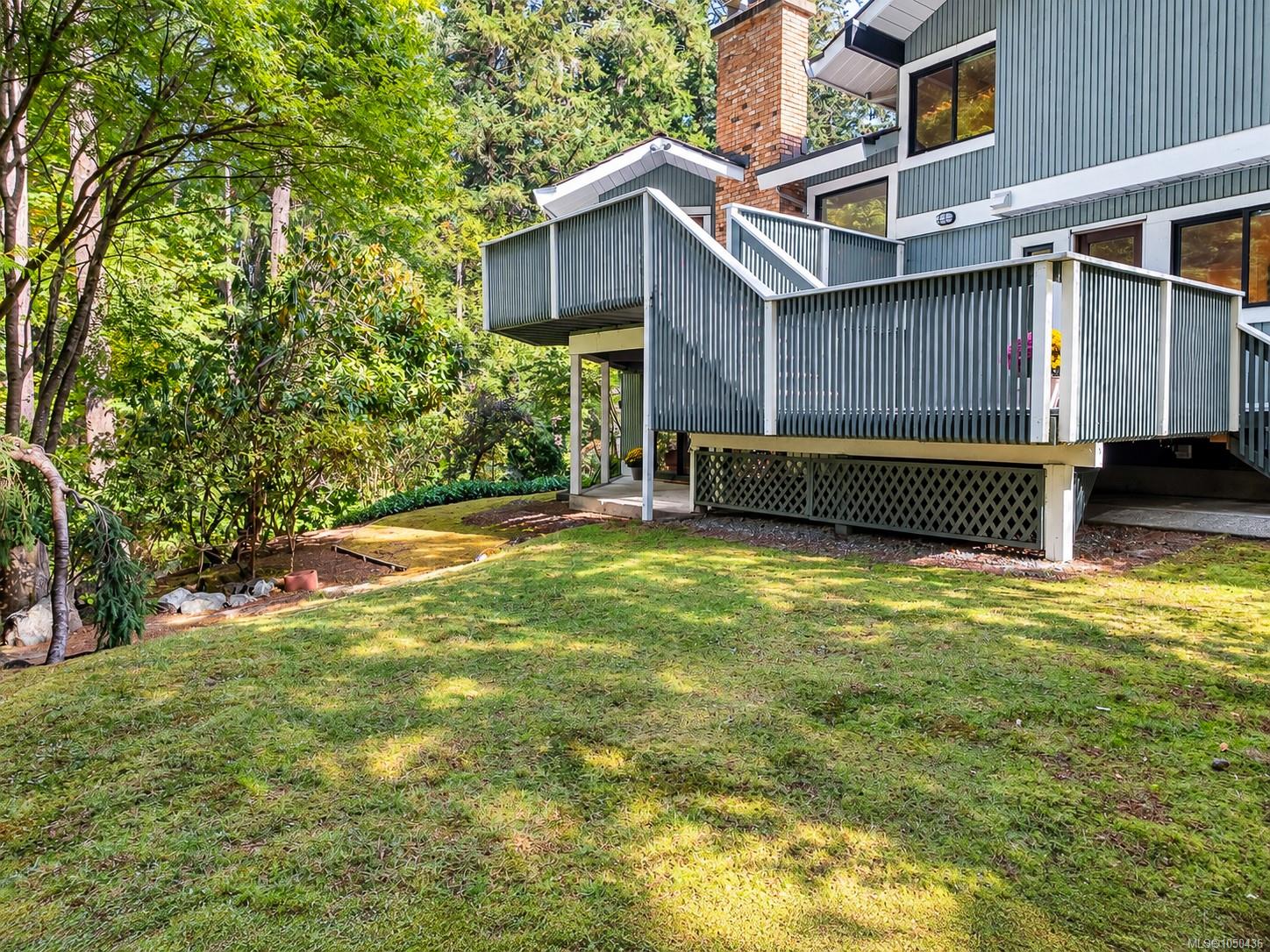 973 Wagonwood Pl