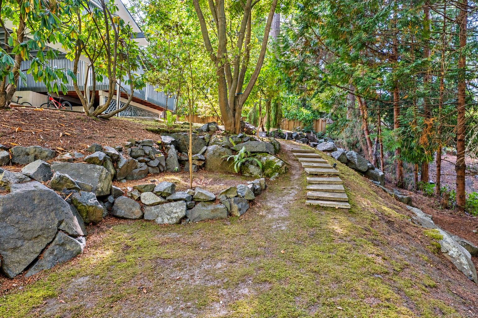 973 Wagonwood Pl