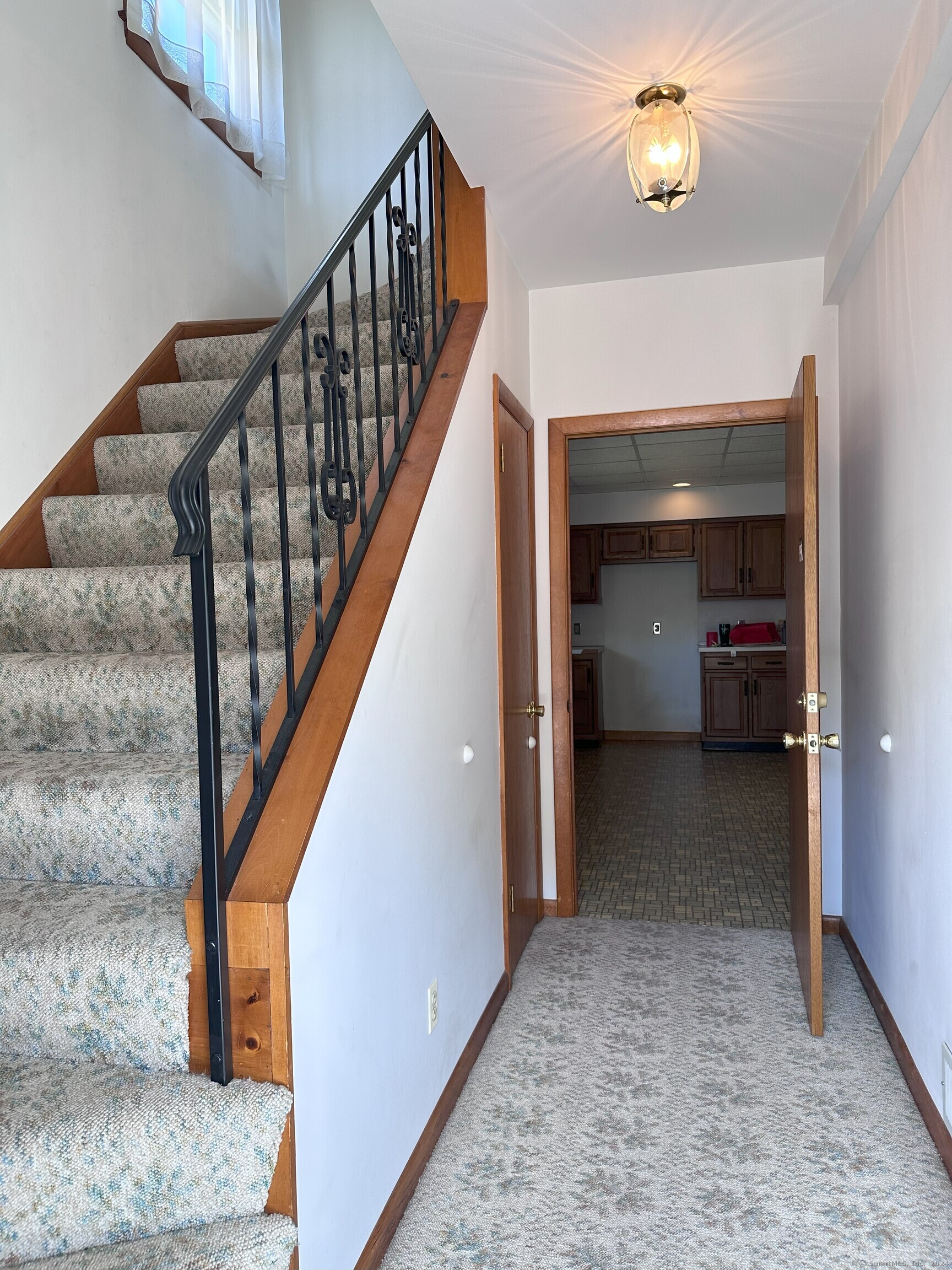 181 Seymour Avenue Unit 1
