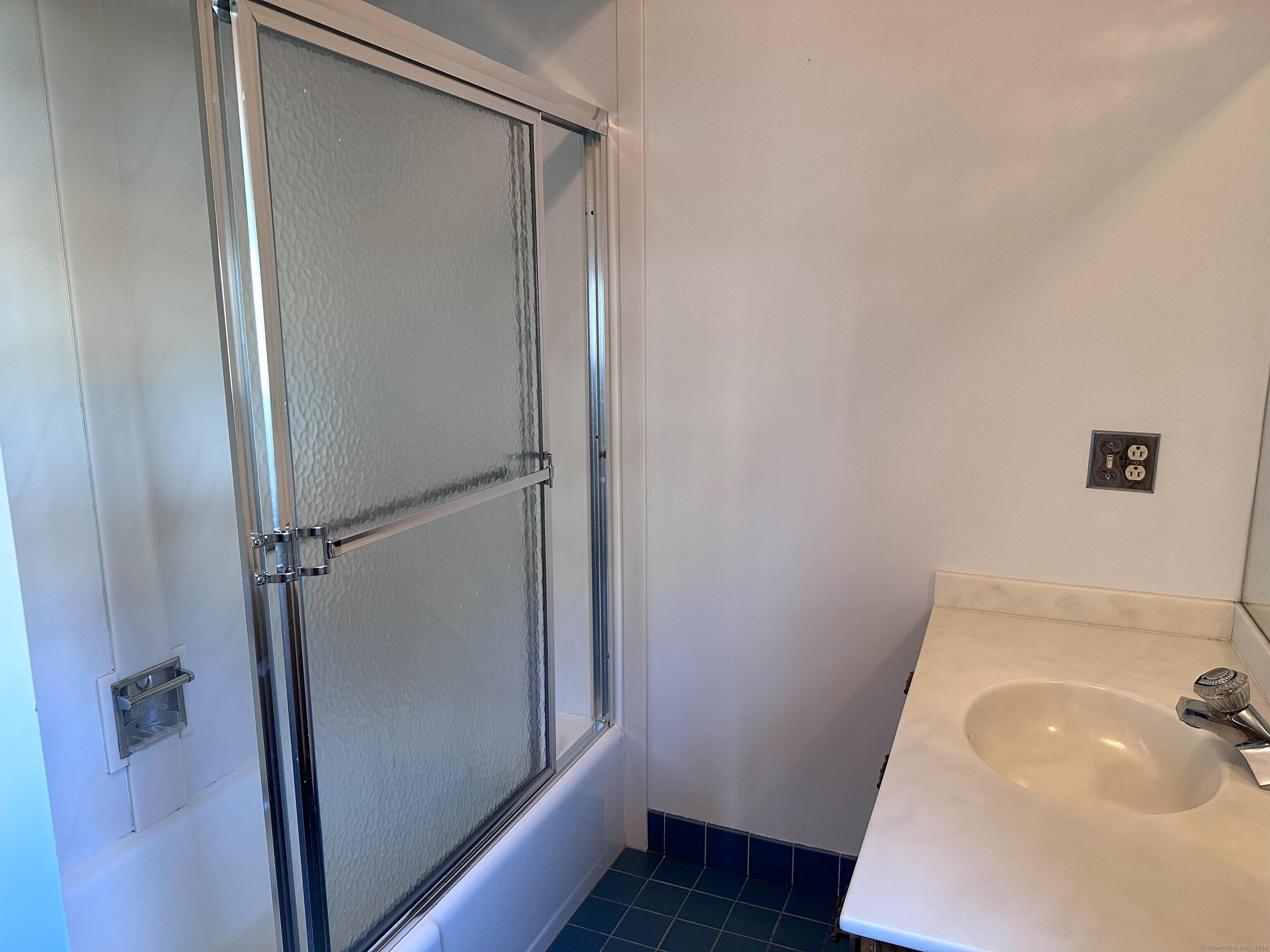 181 Seymour Avenue Unit 1