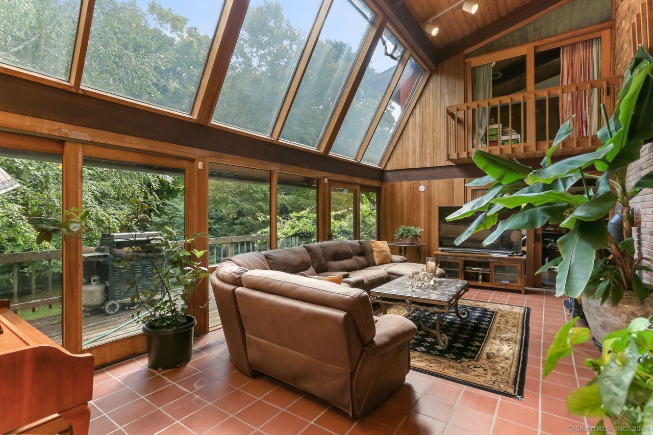 259 Maple Road