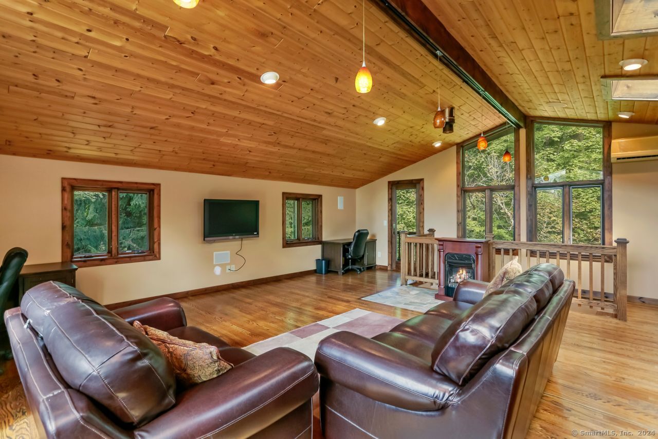 259 Maple Road