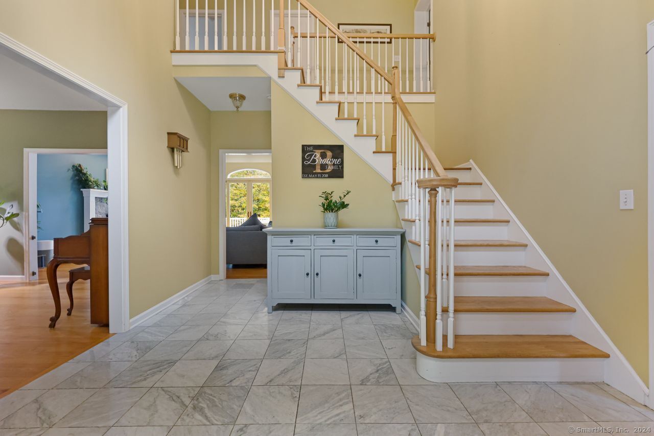 180 Hunters Ridge Road