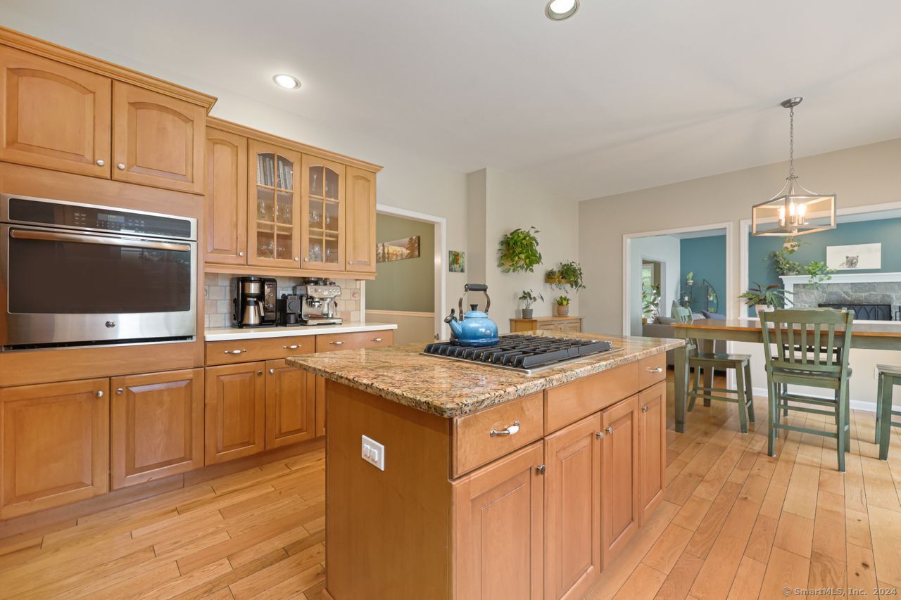 180 Hunters Ridge Road