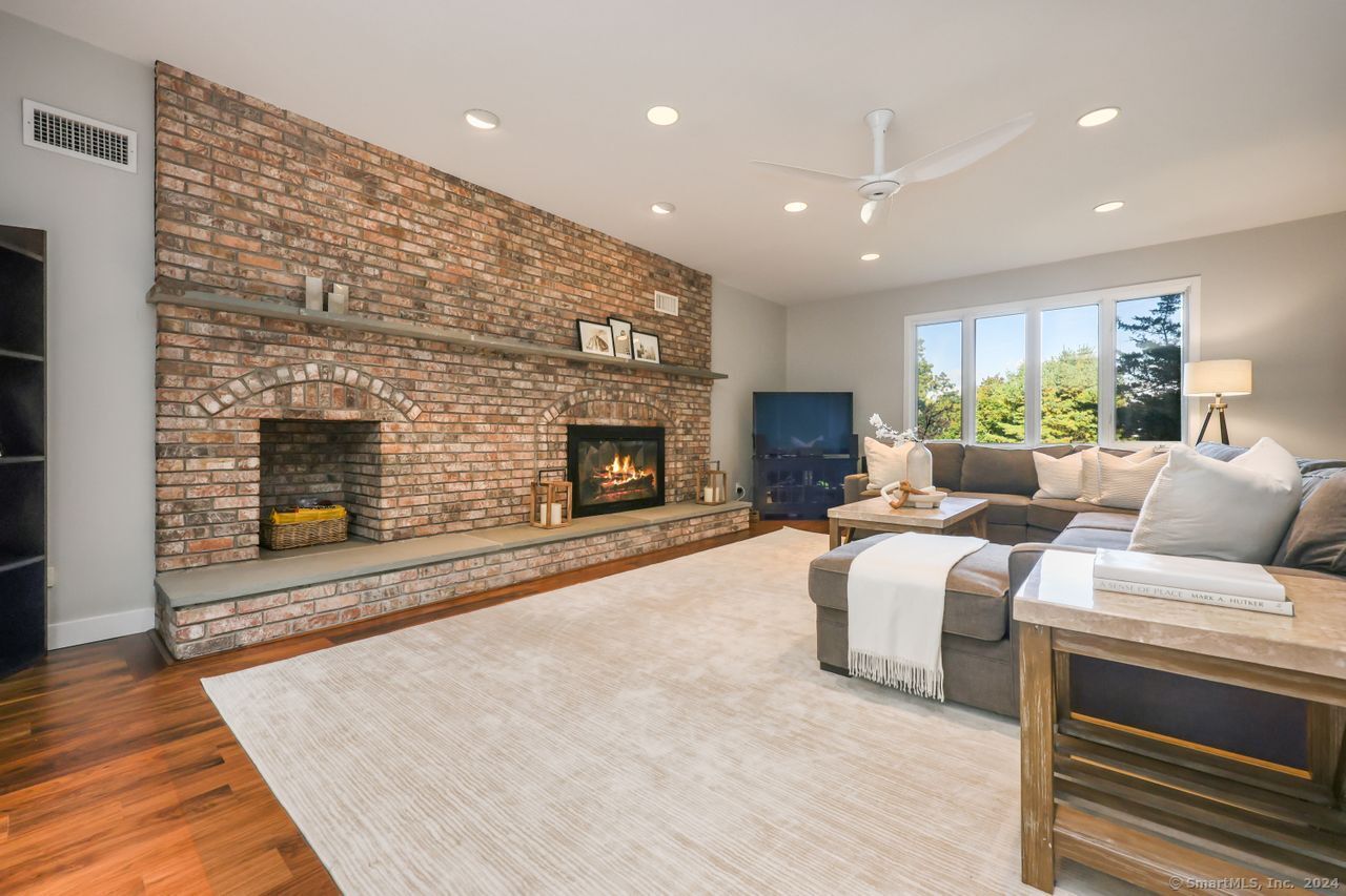 185 Maple Road