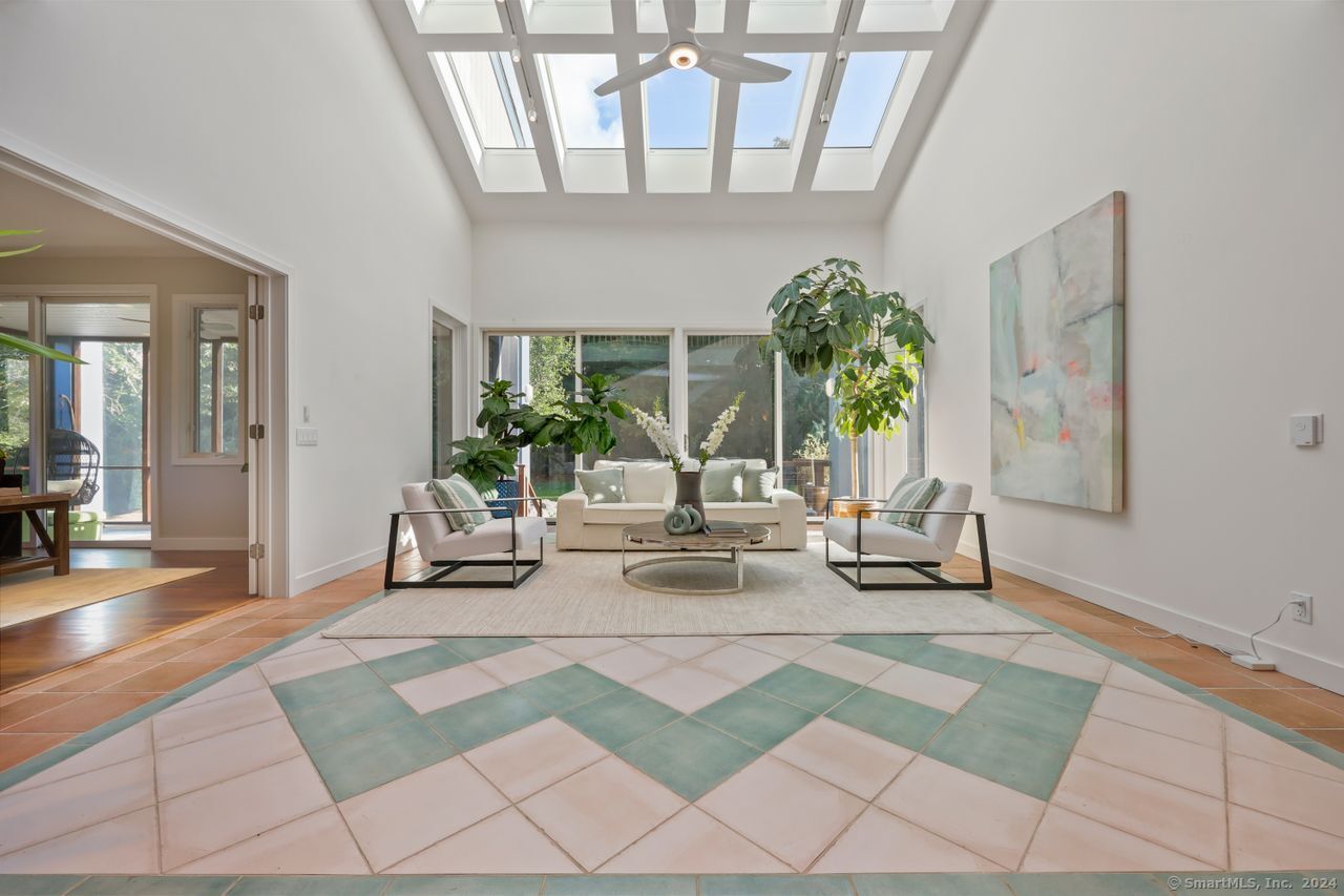 185 Maple Road