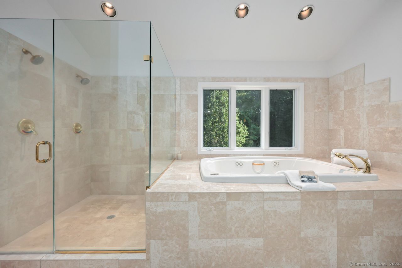 185 Maple Road