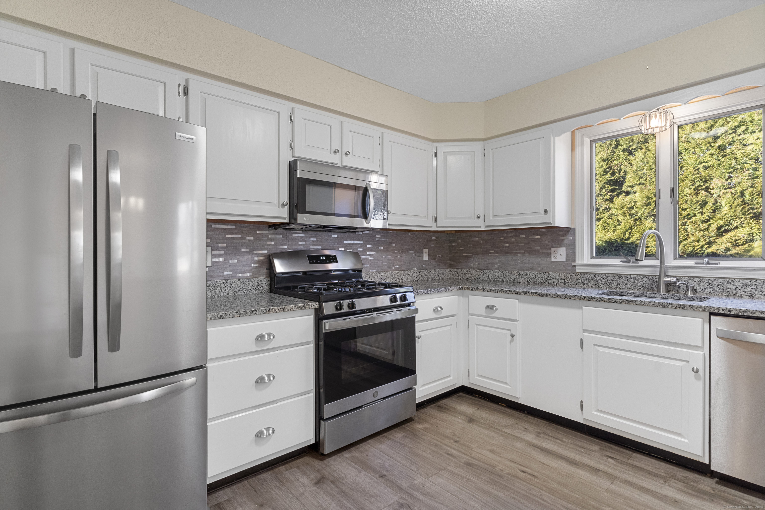 319 Thomaston Road 57