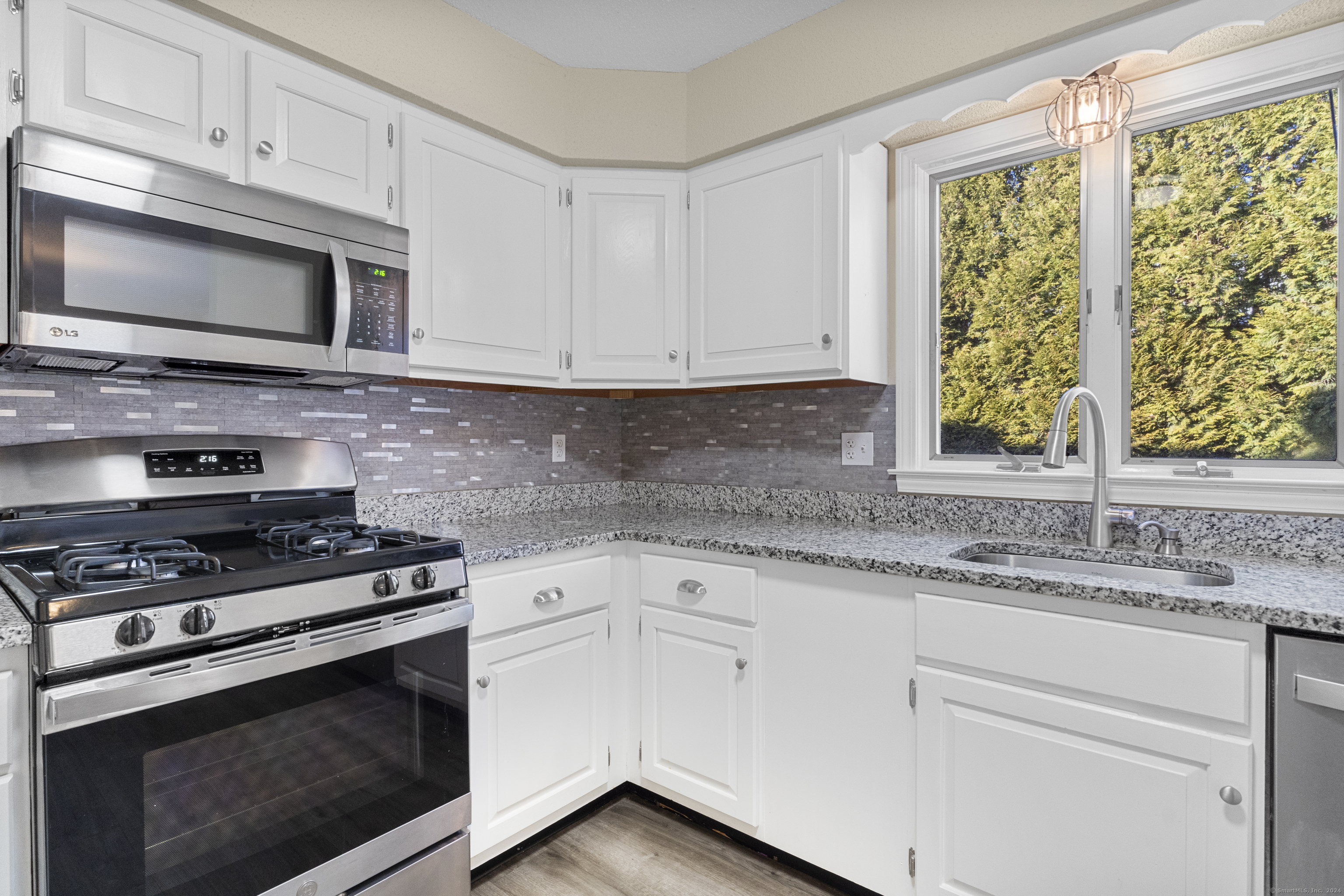 319 Thomaston Road 57
