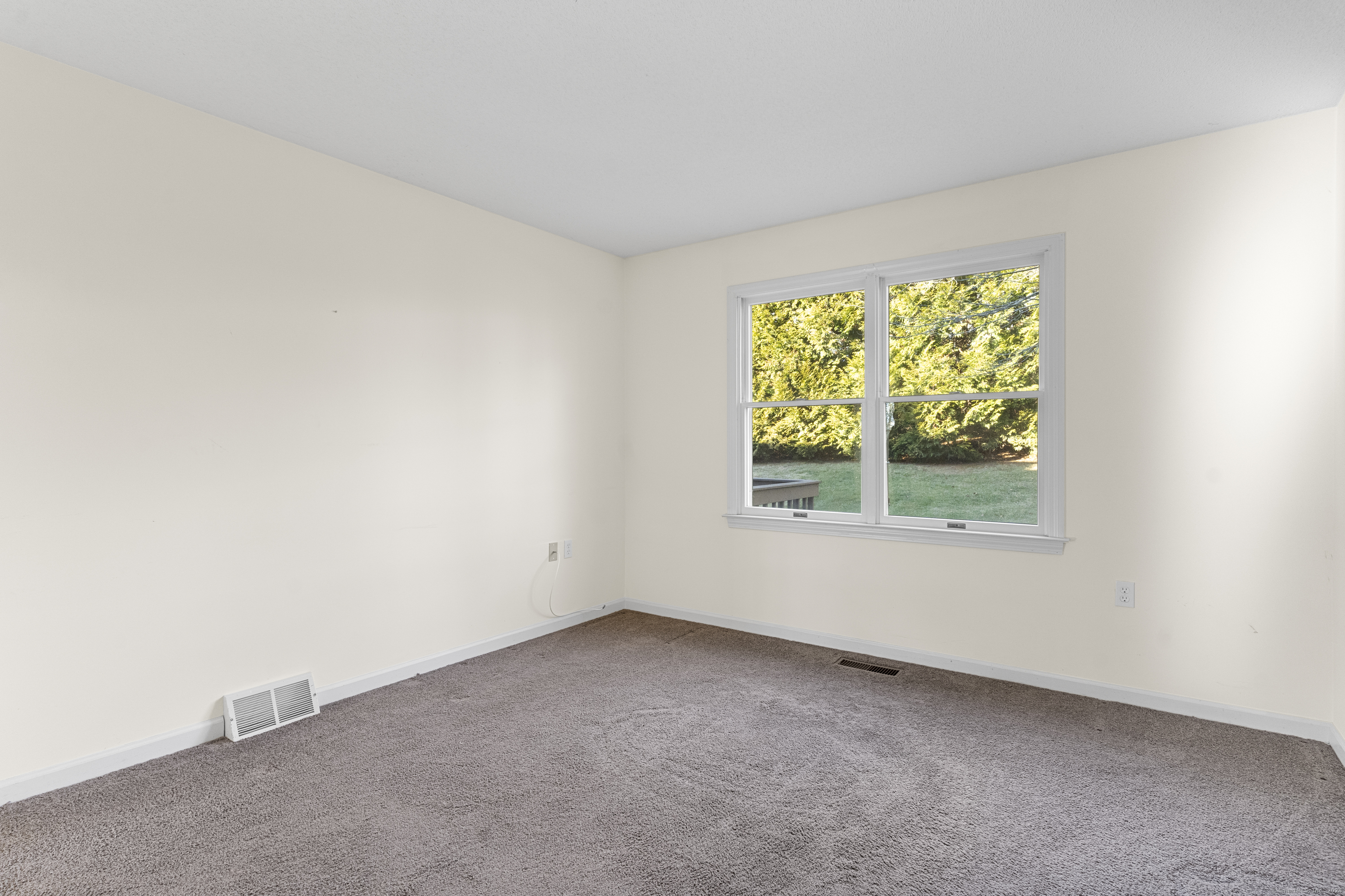 319 Thomaston Road 57
