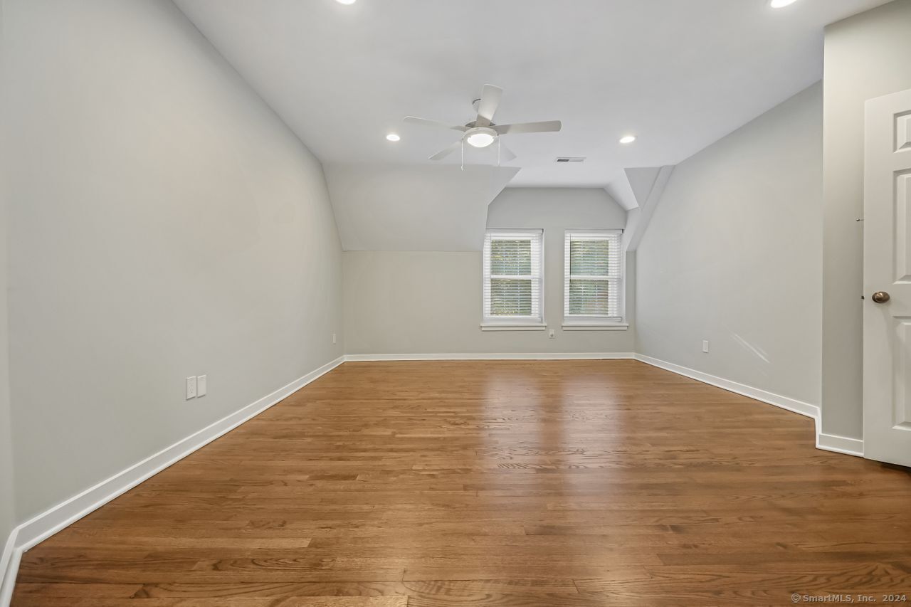 92 Roberton Crossing 92