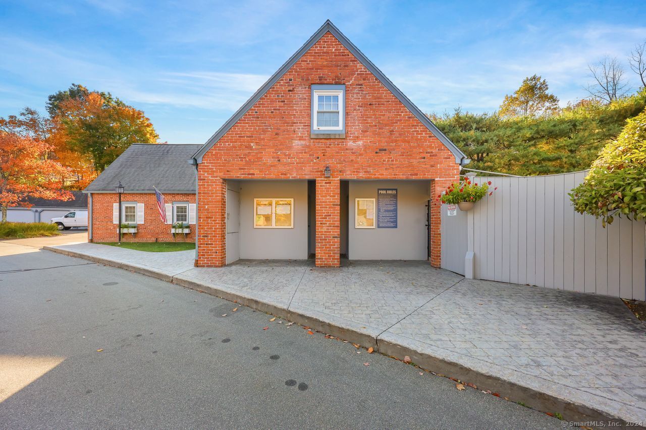 92 Roberton Crossing 92