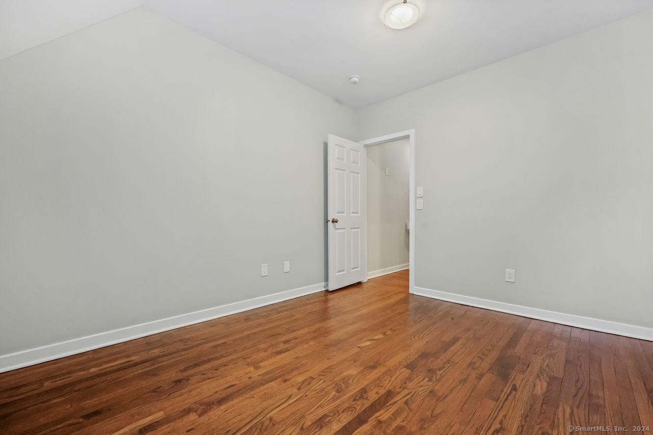 92 Roberton Crossing 92