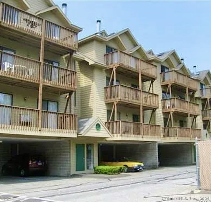 97 Richards Avenue APT F9