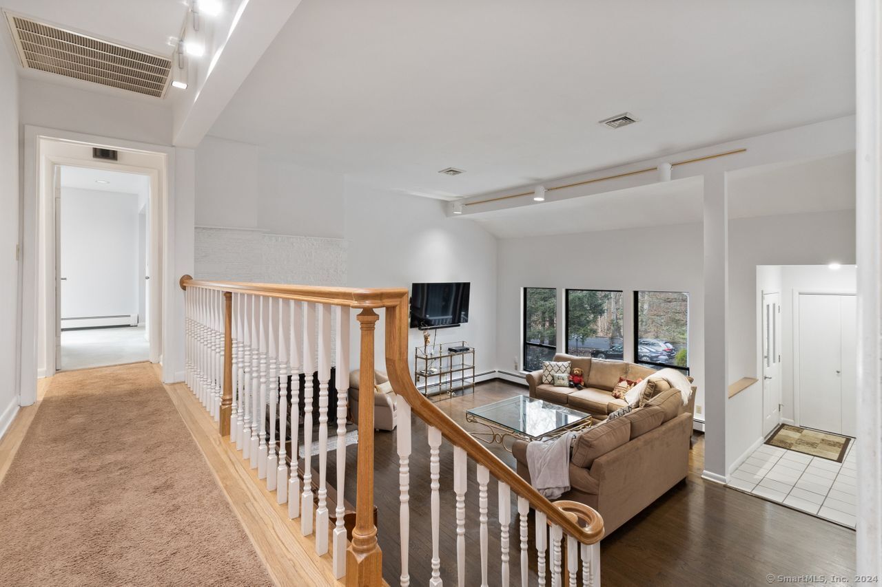 68 Saddle Hill Road