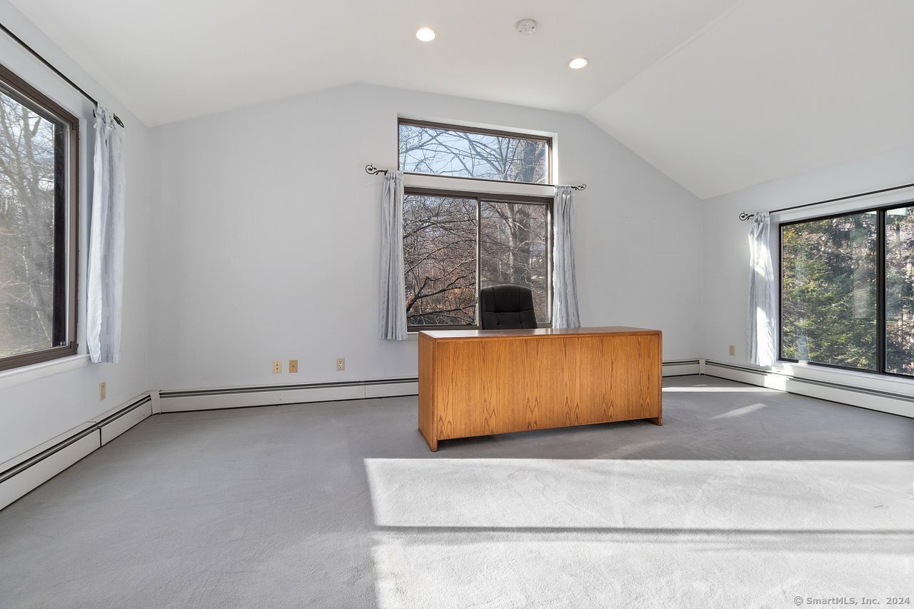 68 Saddle Hill Road