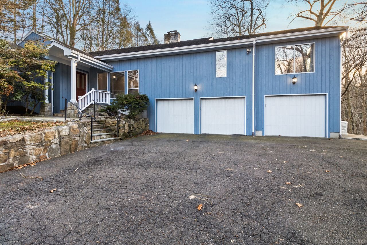 68 Saddle Hill Road