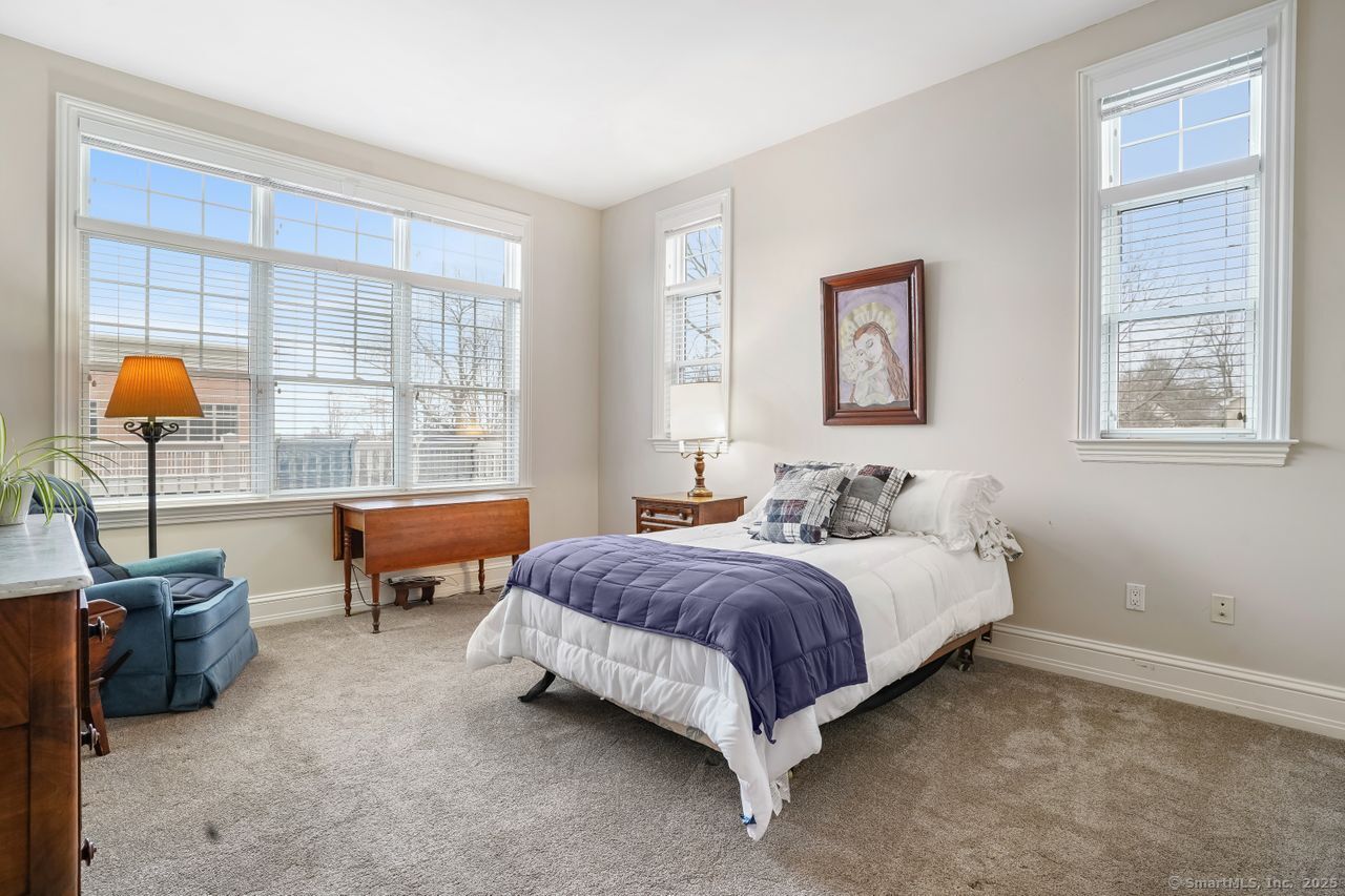75 Stone Ridge Way APT 3B