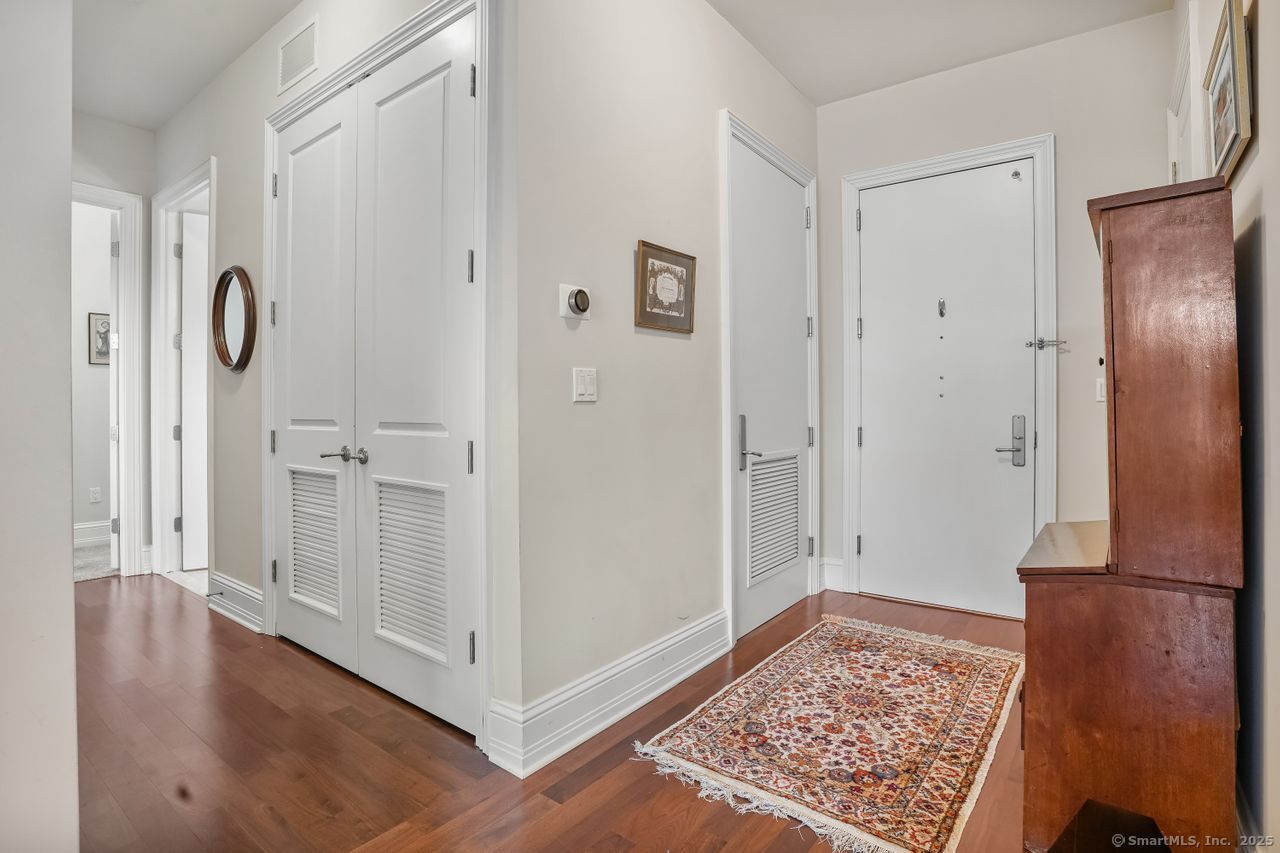 75 Stone Ridge Way APT 3B