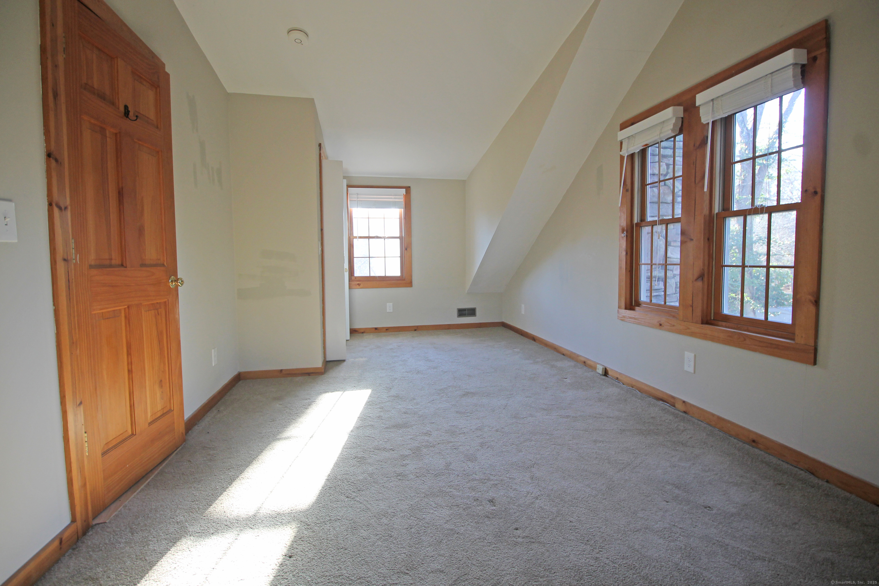 28 Rockwell Road
