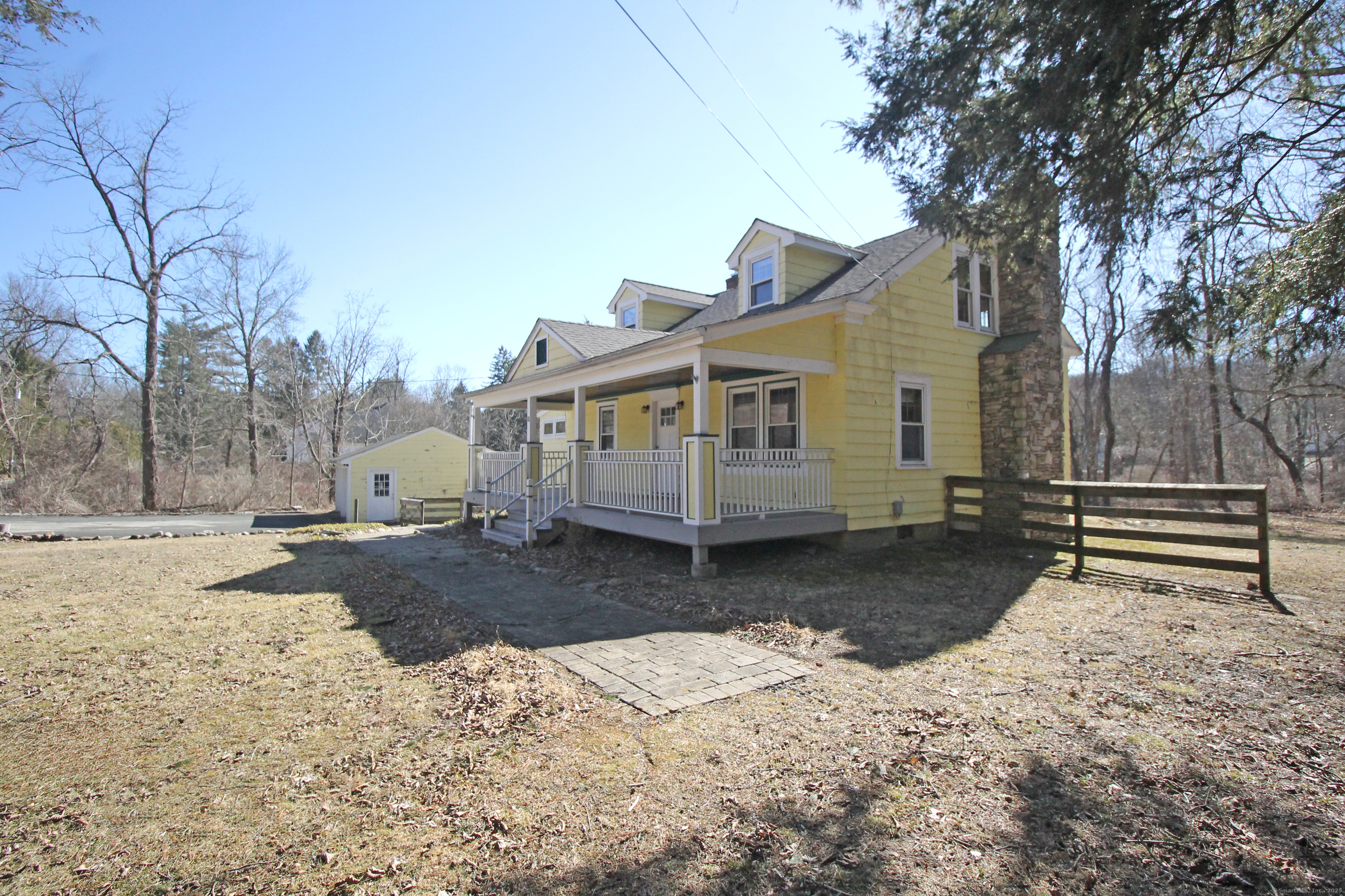 28 Rockwell Road