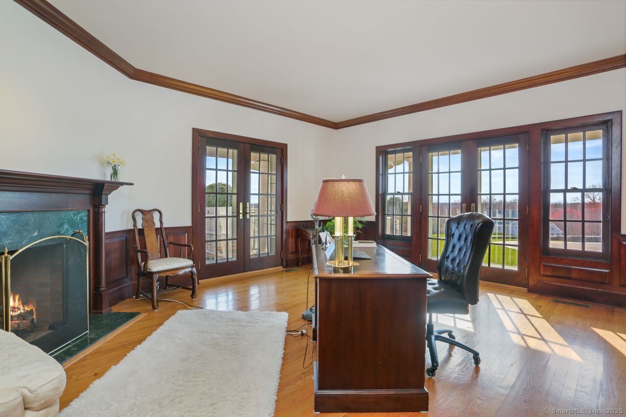 7 Long Meadow Lane