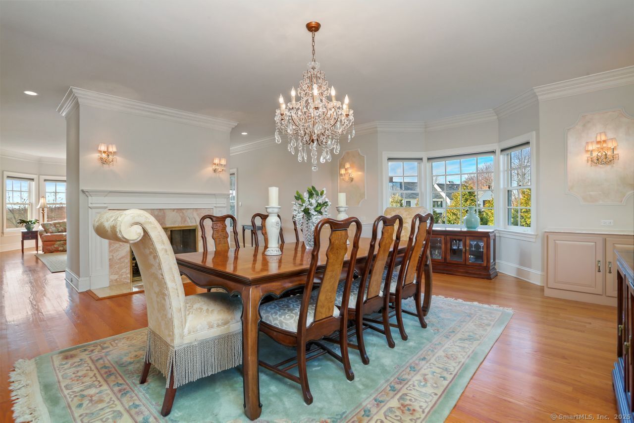 7 Long Meadow Lane