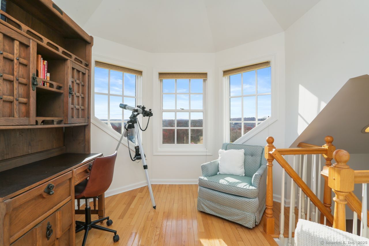 7 Long Meadow Lane