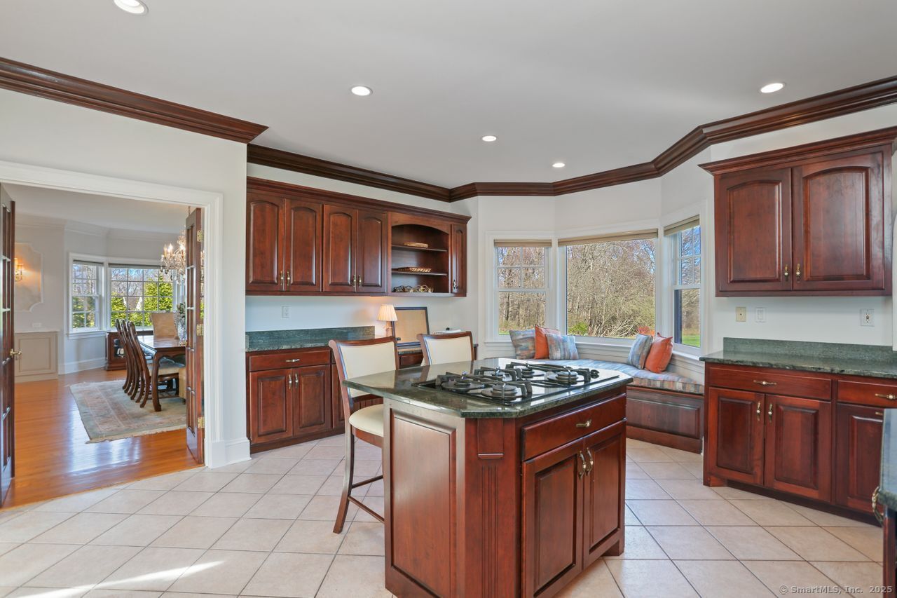 7 Long Meadow Lane