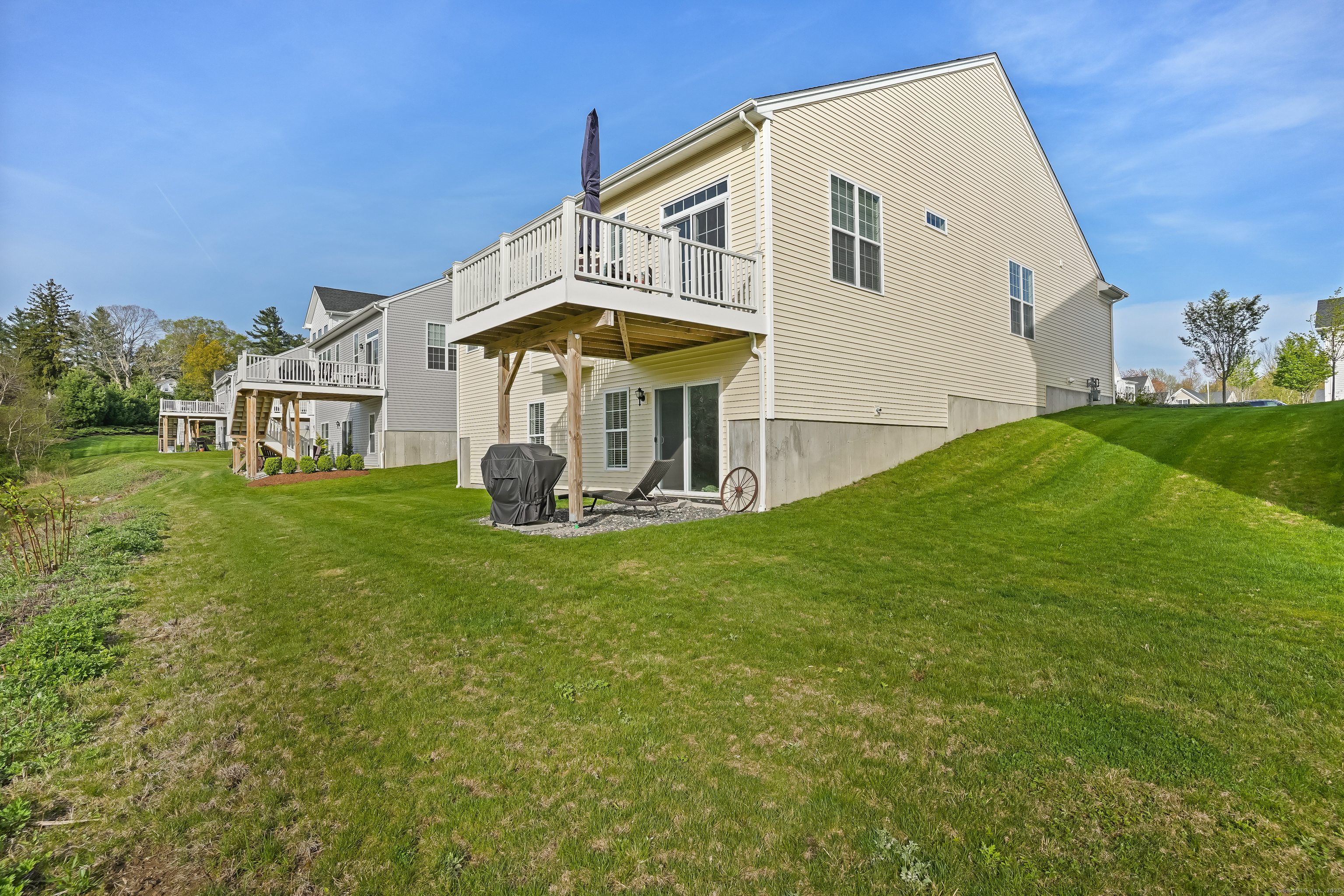 14 Enclave Circle 14