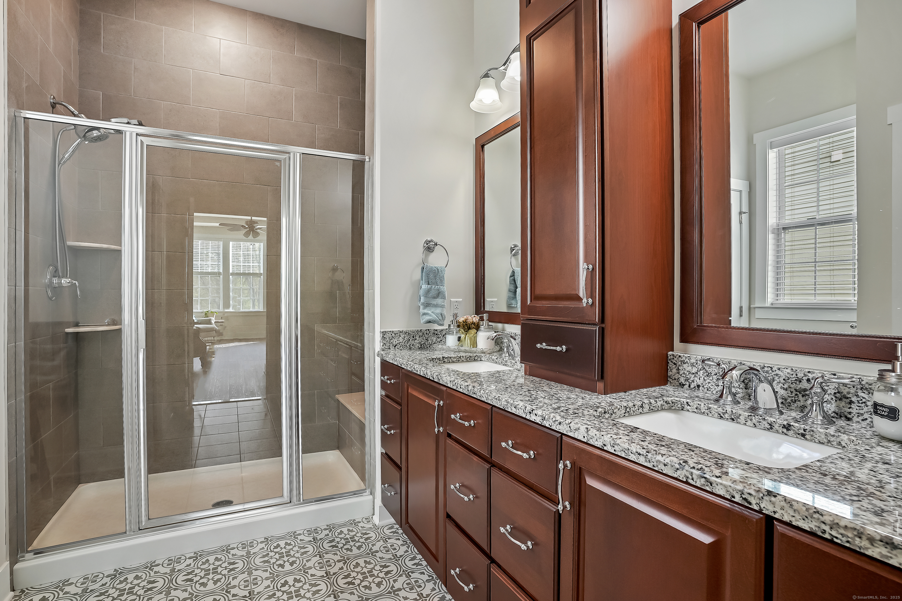14 Enclave Circle 14