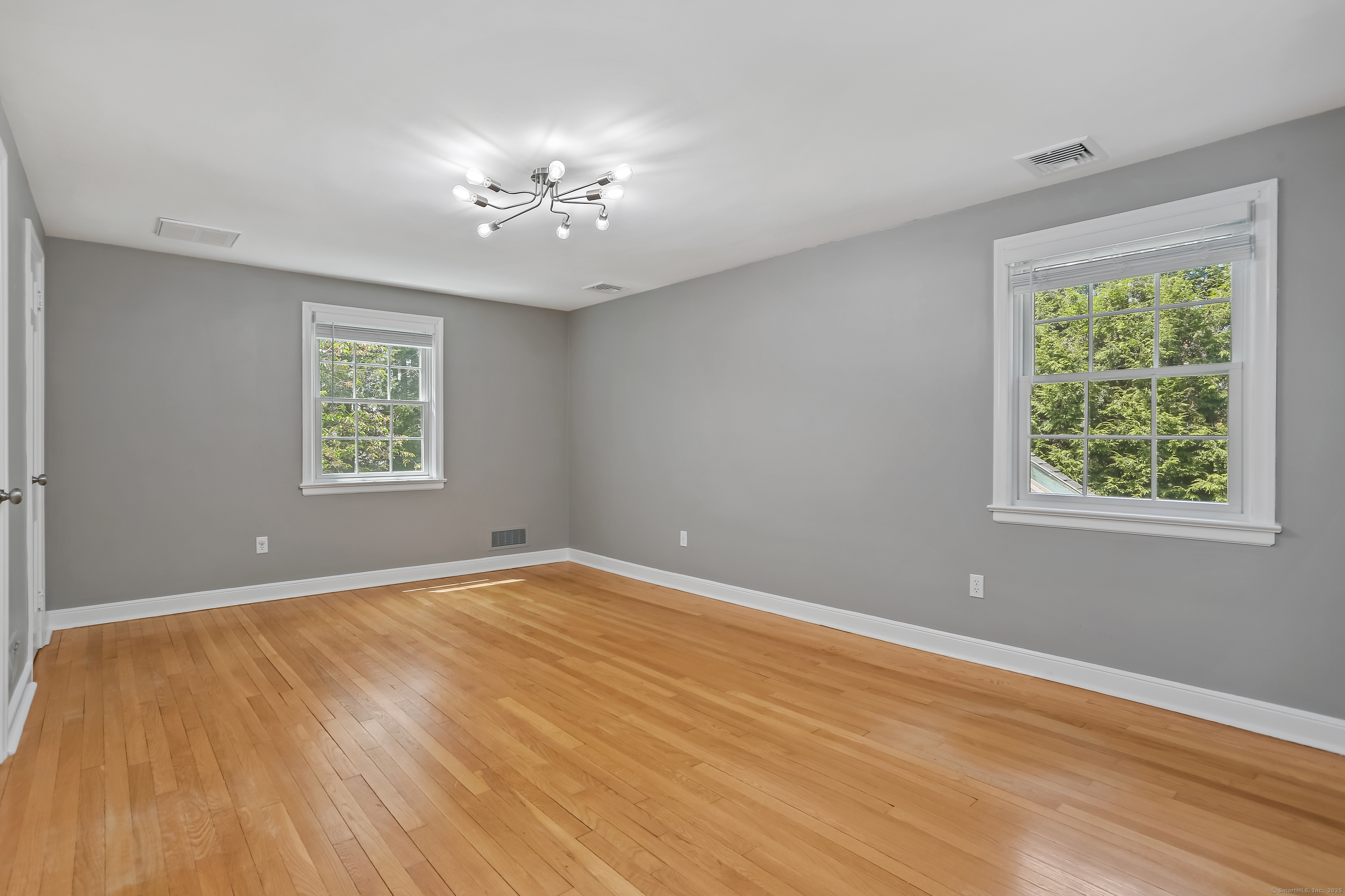 15 Old Orchard Road