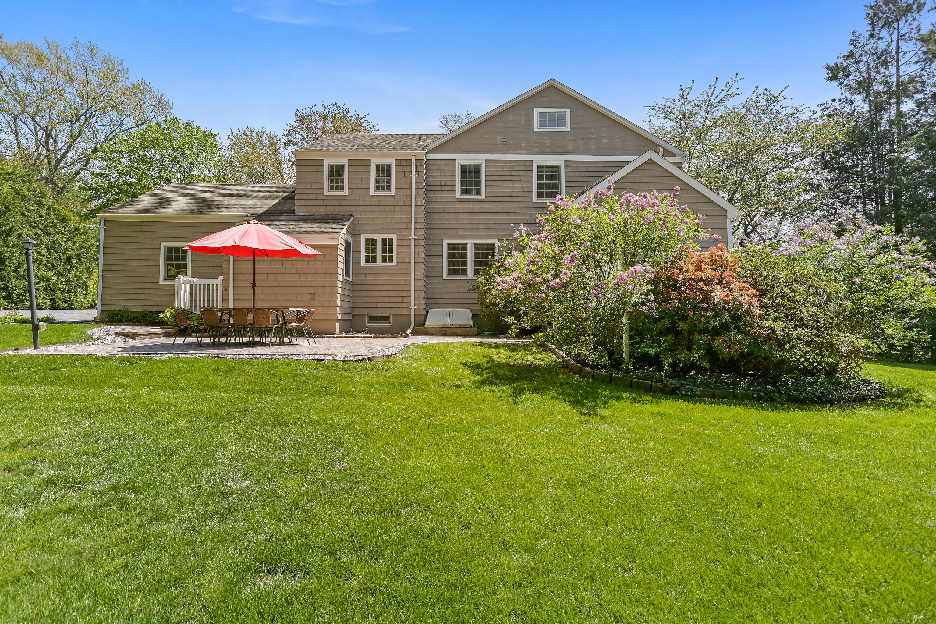 15 Old Orchard Road