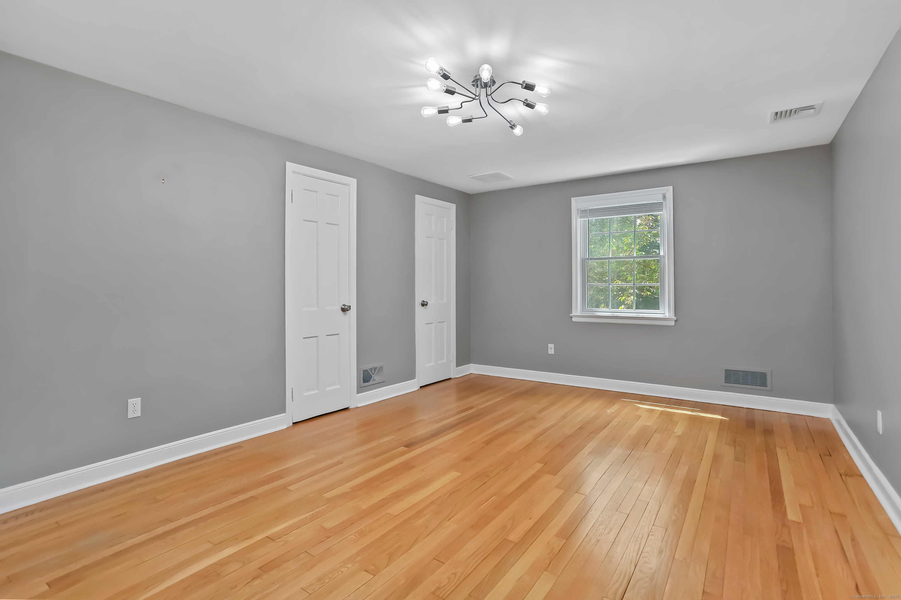 15 Old Orchard Road