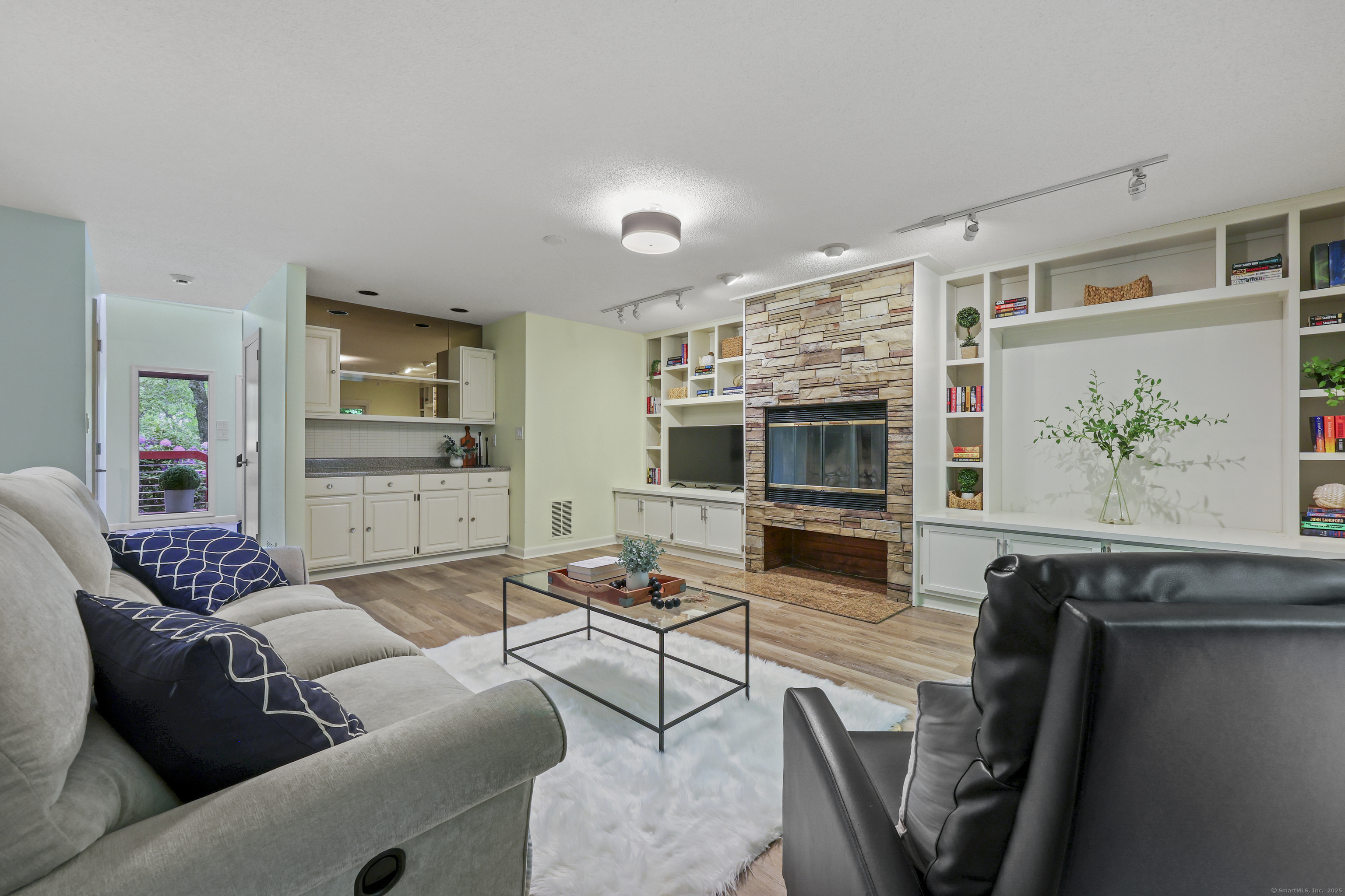 114 Mountain View Road