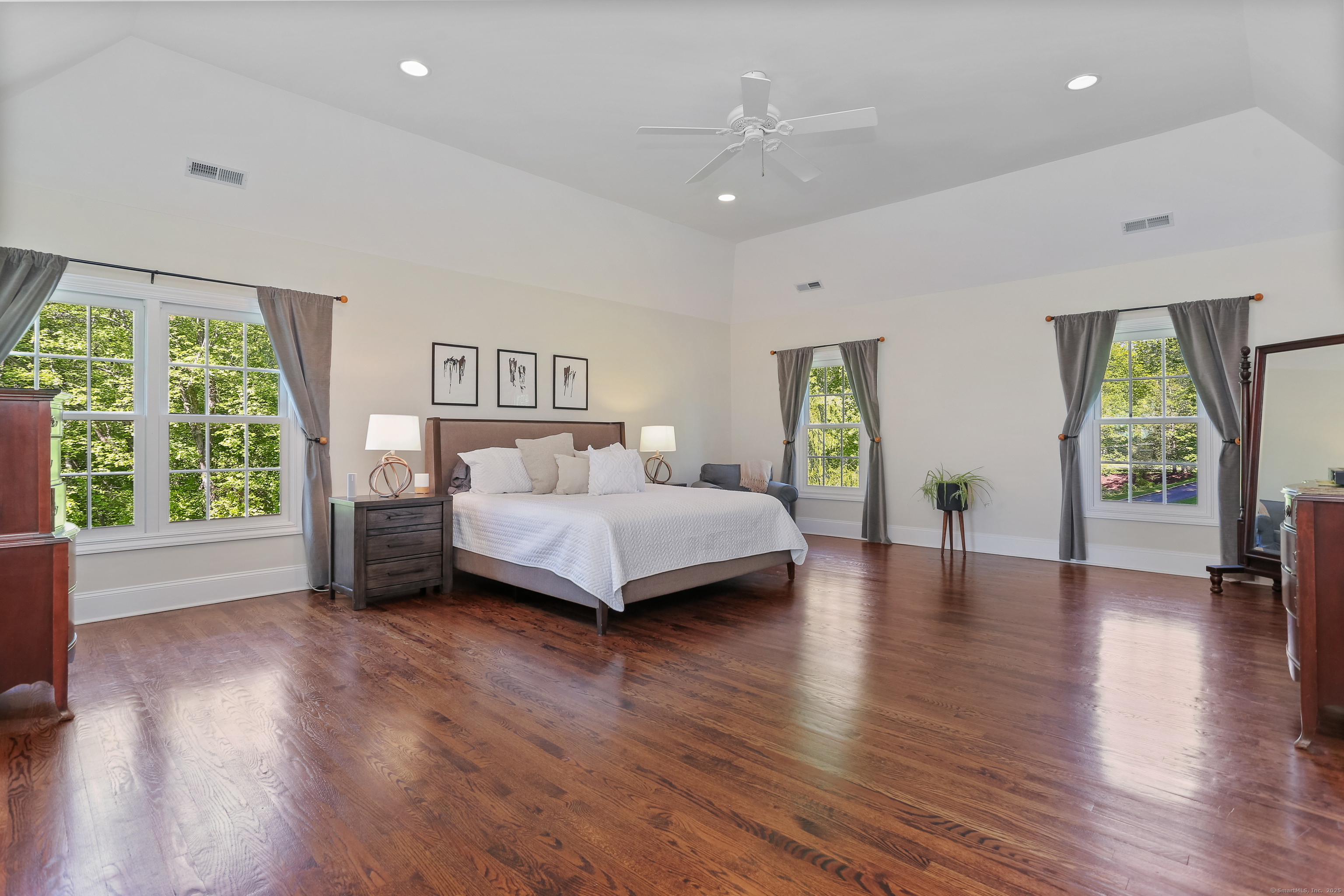 10 Easton Heights Lane