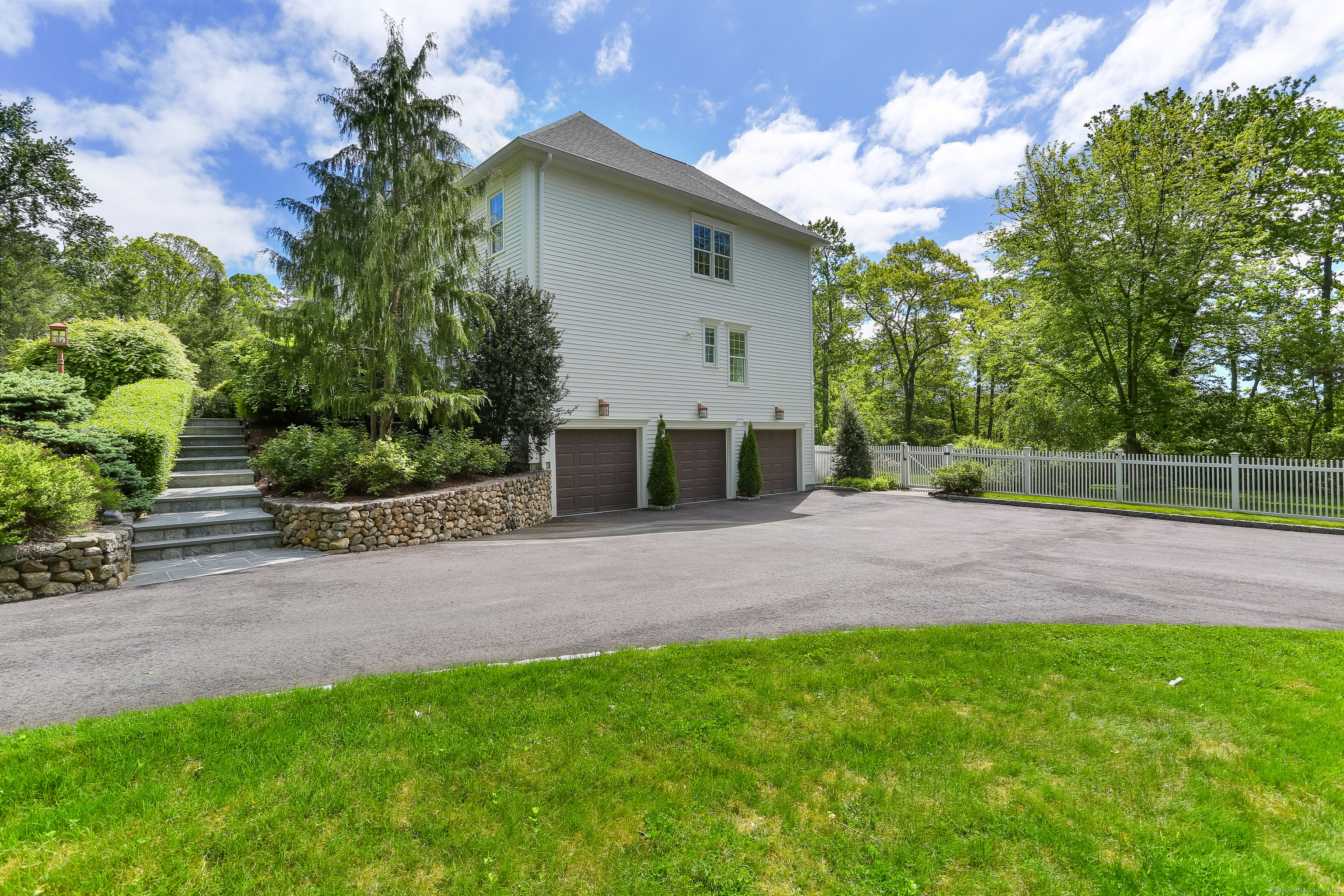 10 Easton Heights Lane