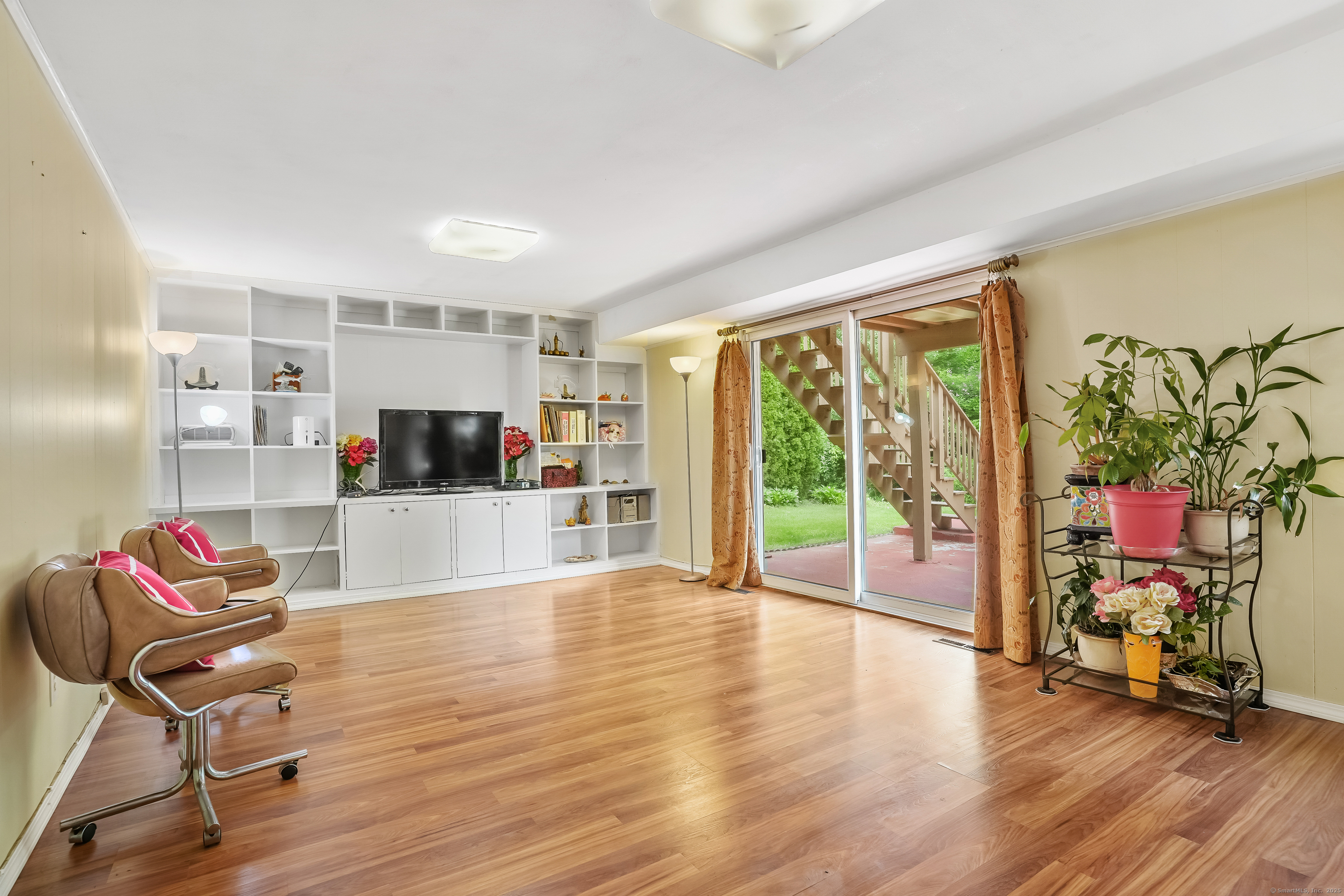 15 Amherst Place