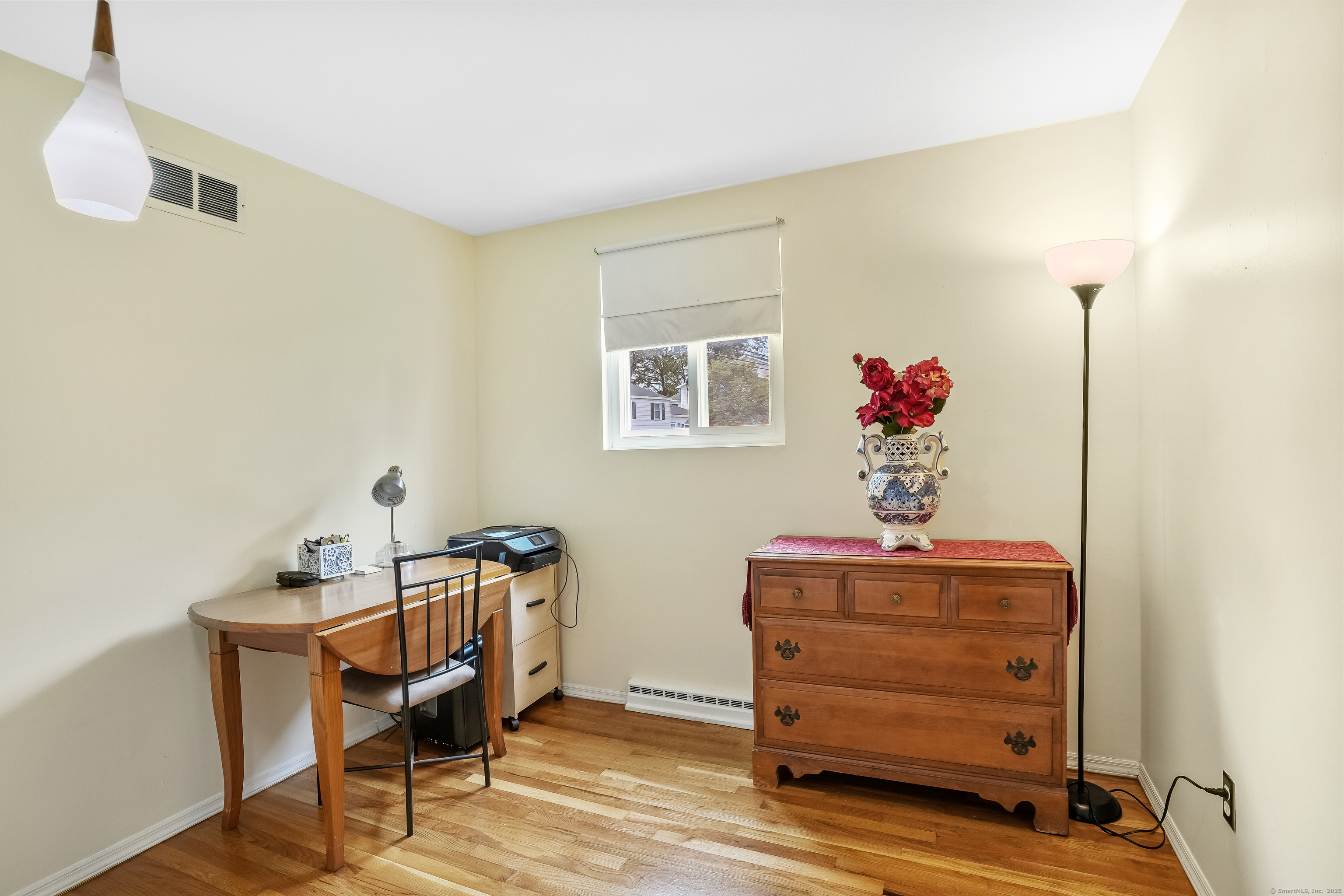 15 Amherst Place