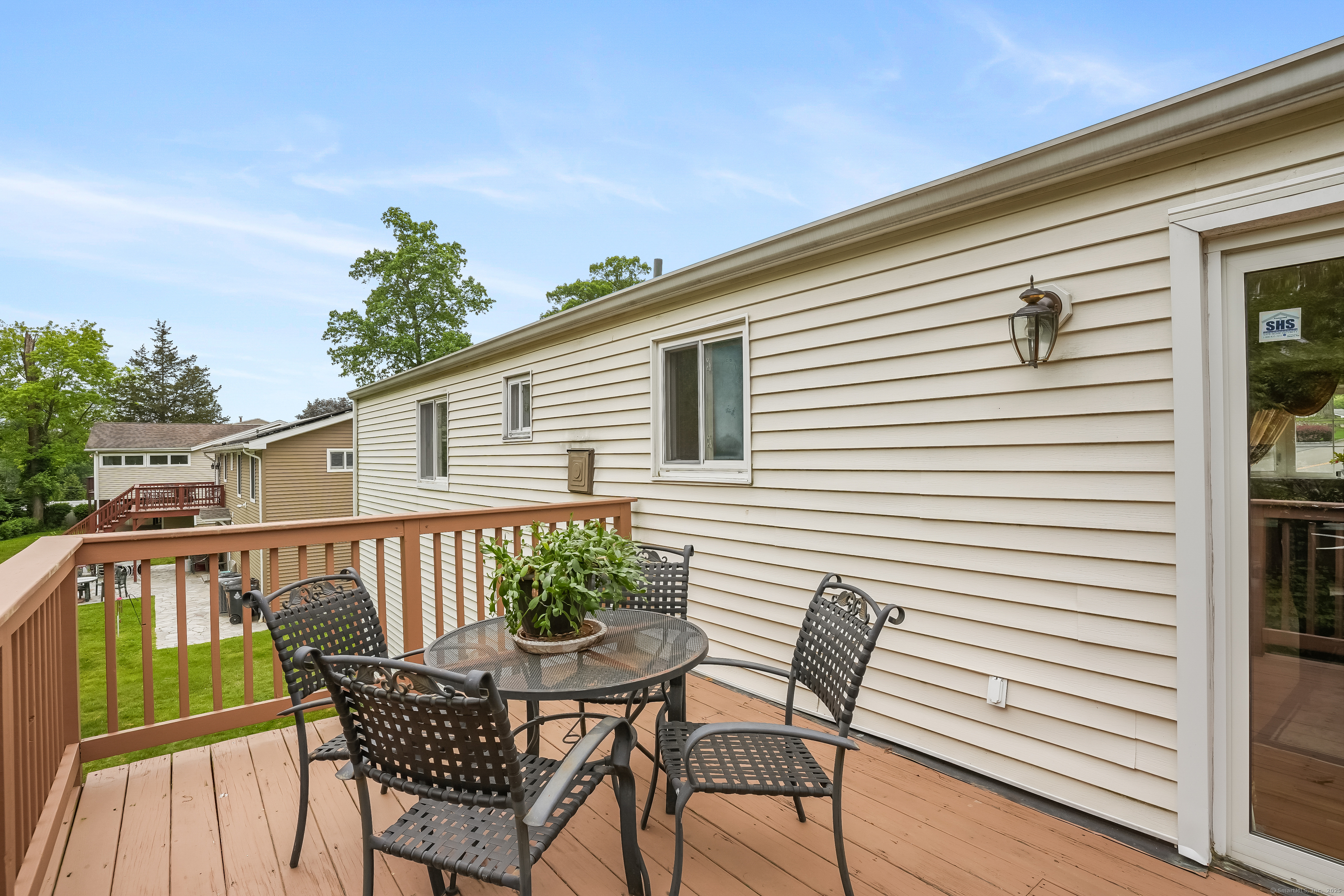 15 Amherst Place