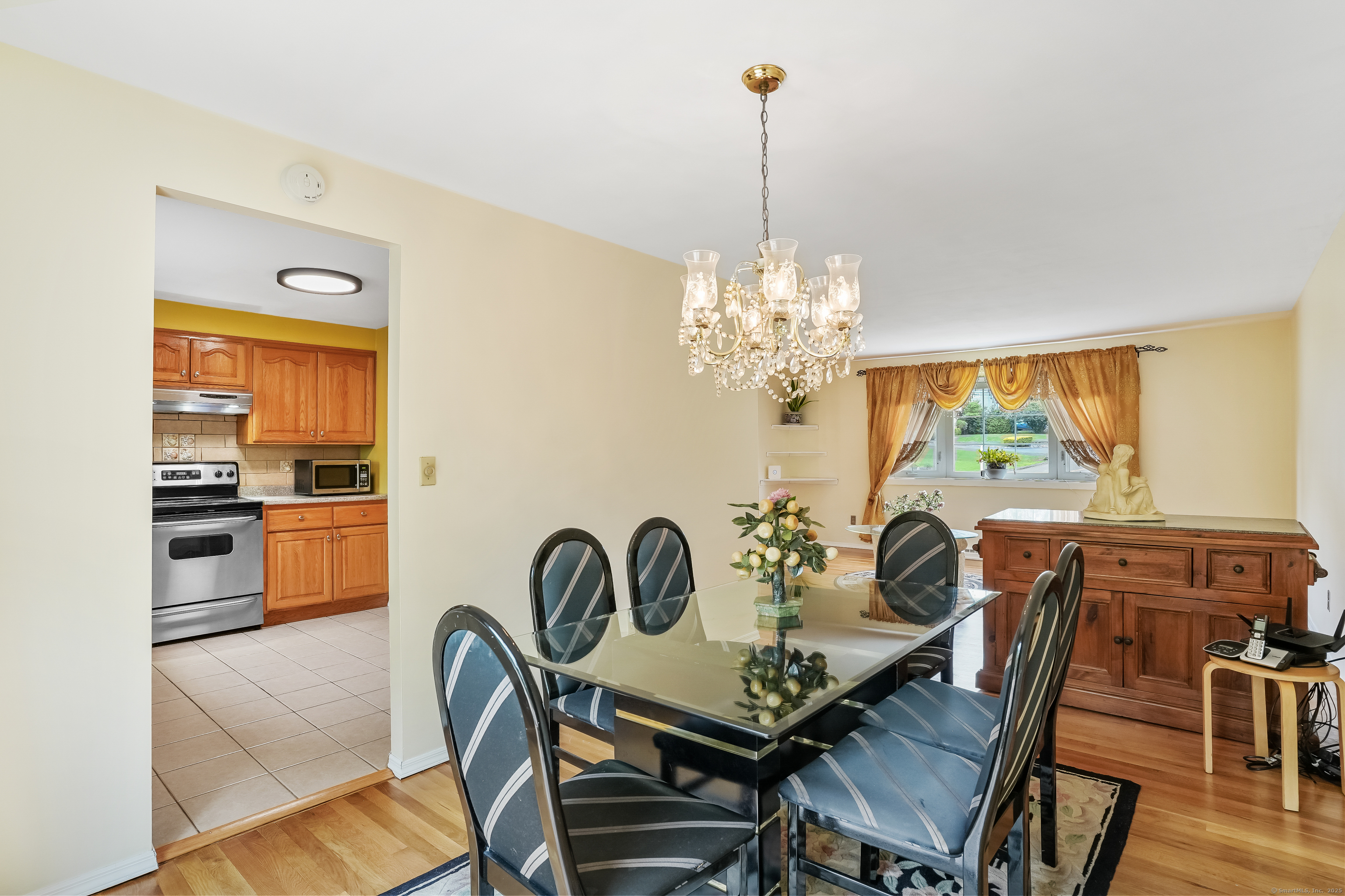 15 Amherst Place