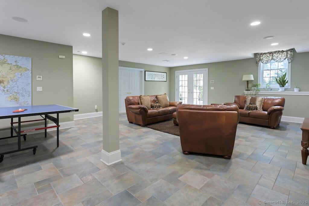 3 Magellan Lane